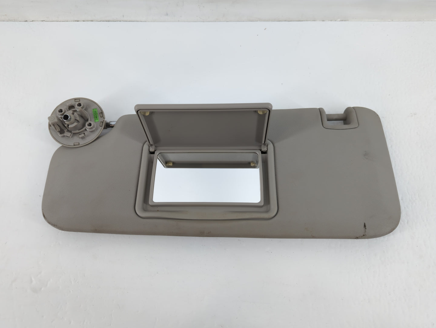2011-2016 Chevrolet Cruze Sun Visor Shade Replacement Driver Left Mirror Fits Fits 2011 2012 2013 2014 2015 2016 OEM Used Au