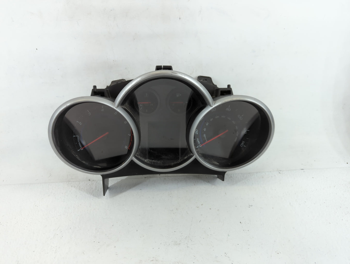 2013-2014 Chevrolet Cruze Instrument Cluster Speedometer Gauges P/N:95129378 811511914 Fits Fits 2013 2014 OEM Used Auto Par