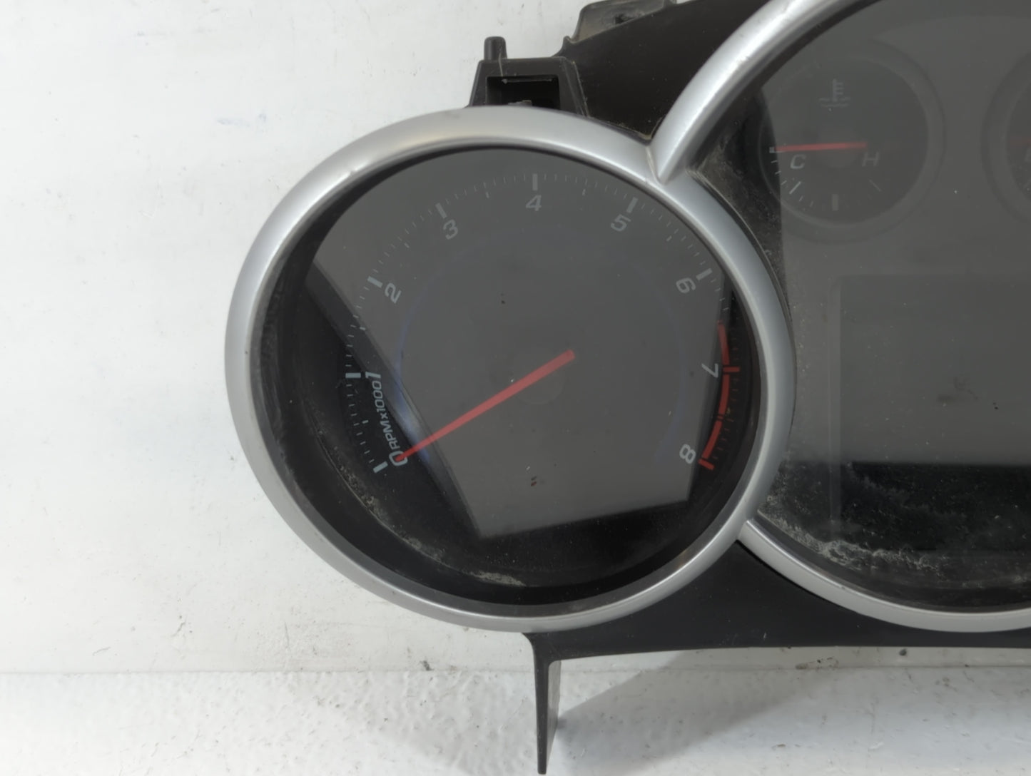 2013-2014 Chevrolet Cruze Instrument Cluster Speedometer Gauges P/N:95129378 811511914 Fits Fits 2013 2014 OEM Used Auto Par