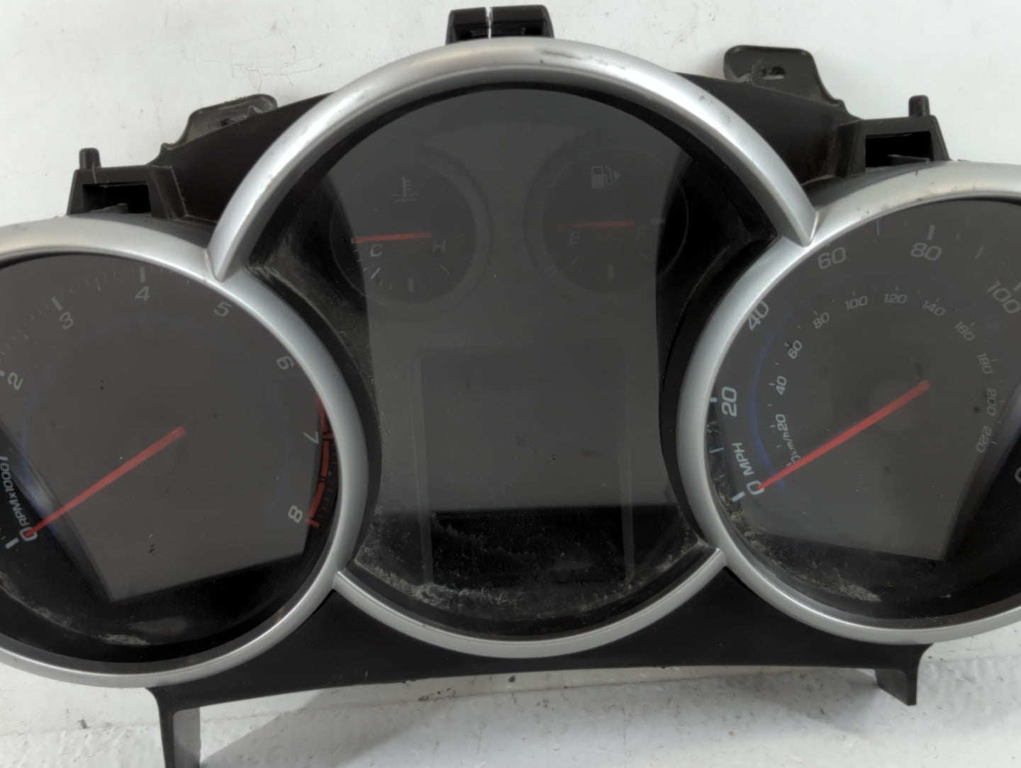 2013-2014 Chevrolet Cruze Instrument Cluster Speedometer Gauges P/N:95129378 811511914 Fits Fits 2013 2014 OEM Used Auto Par