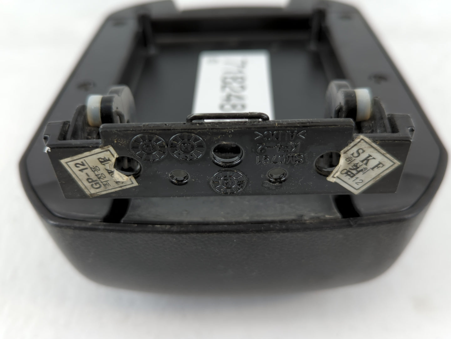 2014 Chevrolet Cruze Center Console Armrest Cover Lid Fits OEM Used Auto Parts - Oemusedautoparts1.com