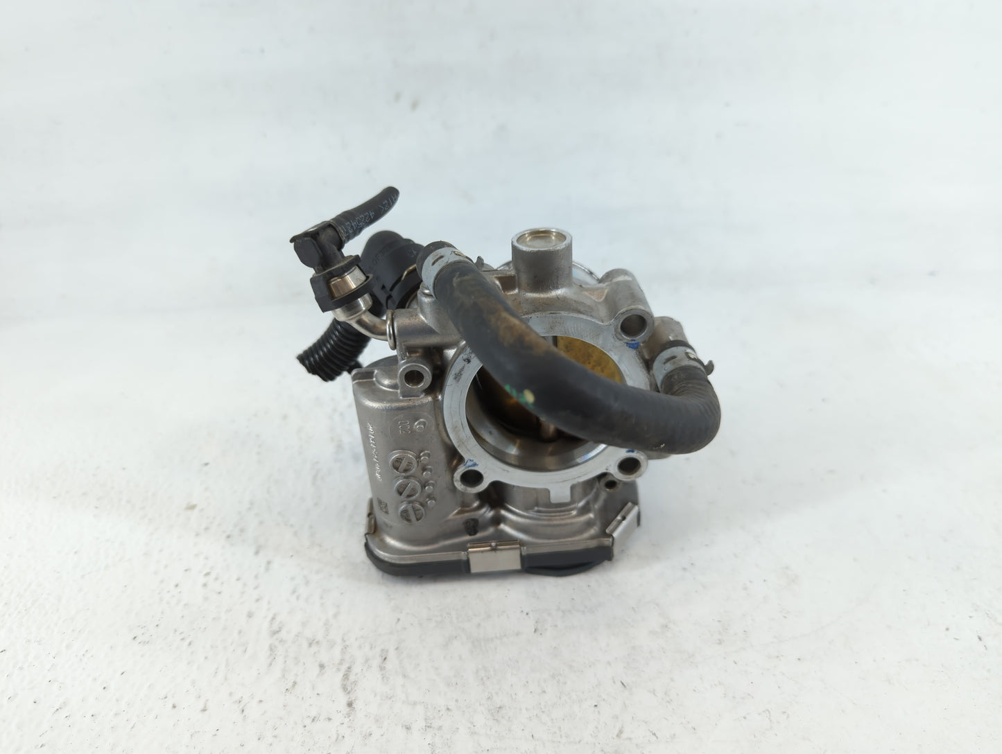 2011-2016 Chevrolet Cruze Throttle Body P/N:55 561495 Fits Fits 2009 2010 2011 2012 2013 2014 2015 2016 2017 2018 OEM Used A