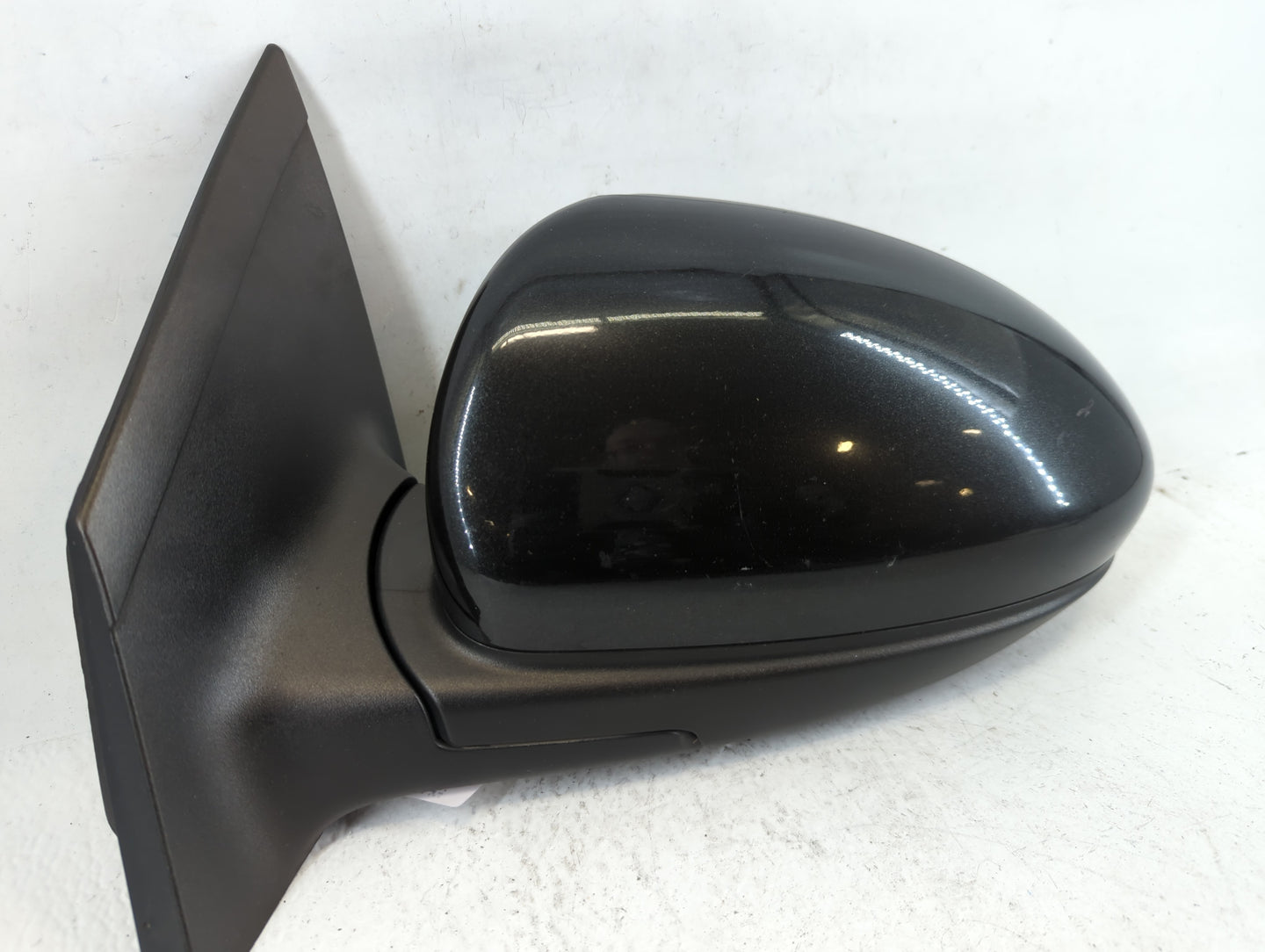 2011-2016 Chevrolet Cruze Driver Side View Mirror - Left Door Mirror OEM Used - Oemusedautoparts1.com