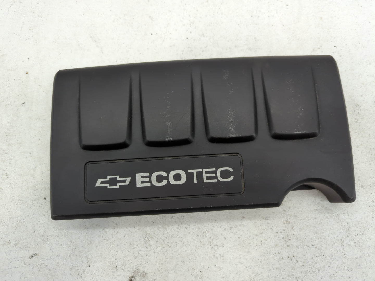 2014 Chevrolet Cruze Engine Cover - Oemusedautoparts1.com
