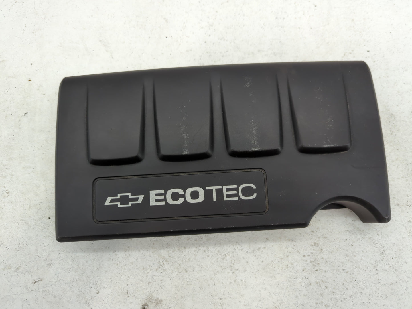 2014 Chevrolet Cruze Engine Cover - Oemusedautoparts1.com