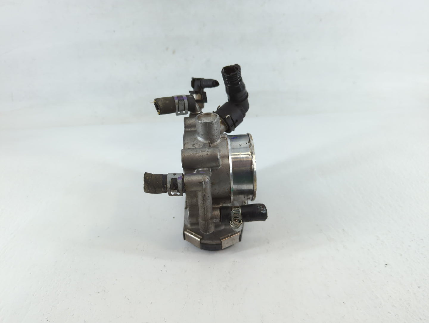 2011-2016 Chevrolet Cruze Throttle Body P/N:55 561495 Fits Fits 2009 2010 2011 2012 2013 2014 2015 2016 2017 2018 OEM Used A