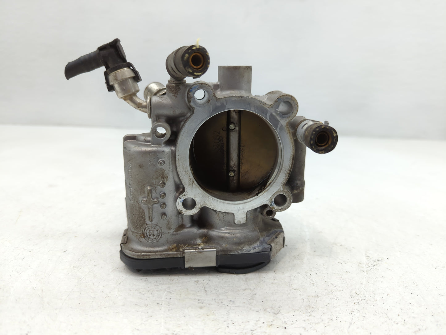 2011-2016 Chevrolet Cruze Throttle Body Fits Fits 2011 2012 2013 2014 2015 2016 2017 2018 2019 2020 2021 OEM Used Auto Parts