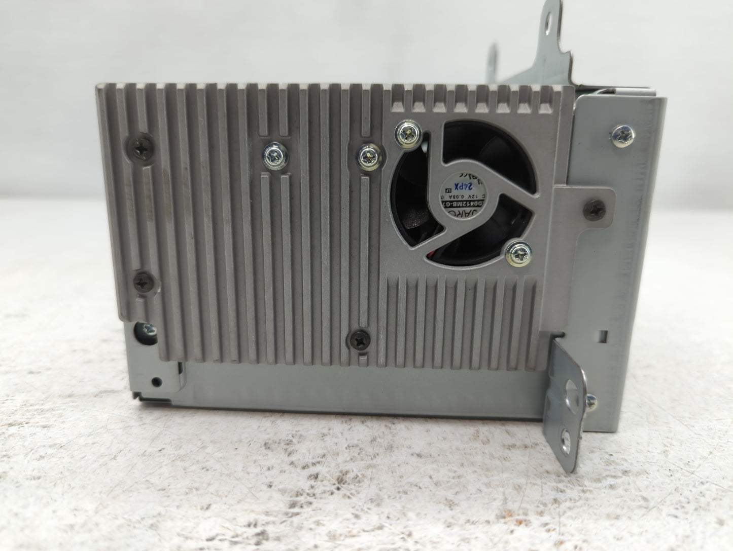 2014 Chevrolet Cruze Radio AM FM Cd Player Receiver Replacement P/N:22976364 Fits OEM Used Auto Parts - Oemusedautoparts1.co