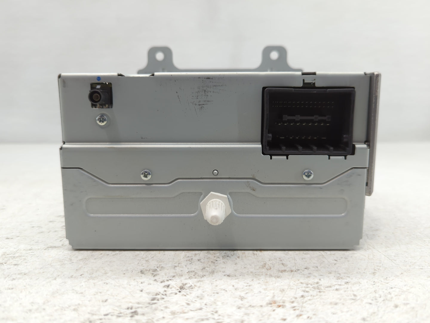2014 Chevrolet Cruze Radio AM FM Cd Player Receiver Replacement P/N:22976364 Fits OEM Used Auto Parts - Oemusedautoparts1.co