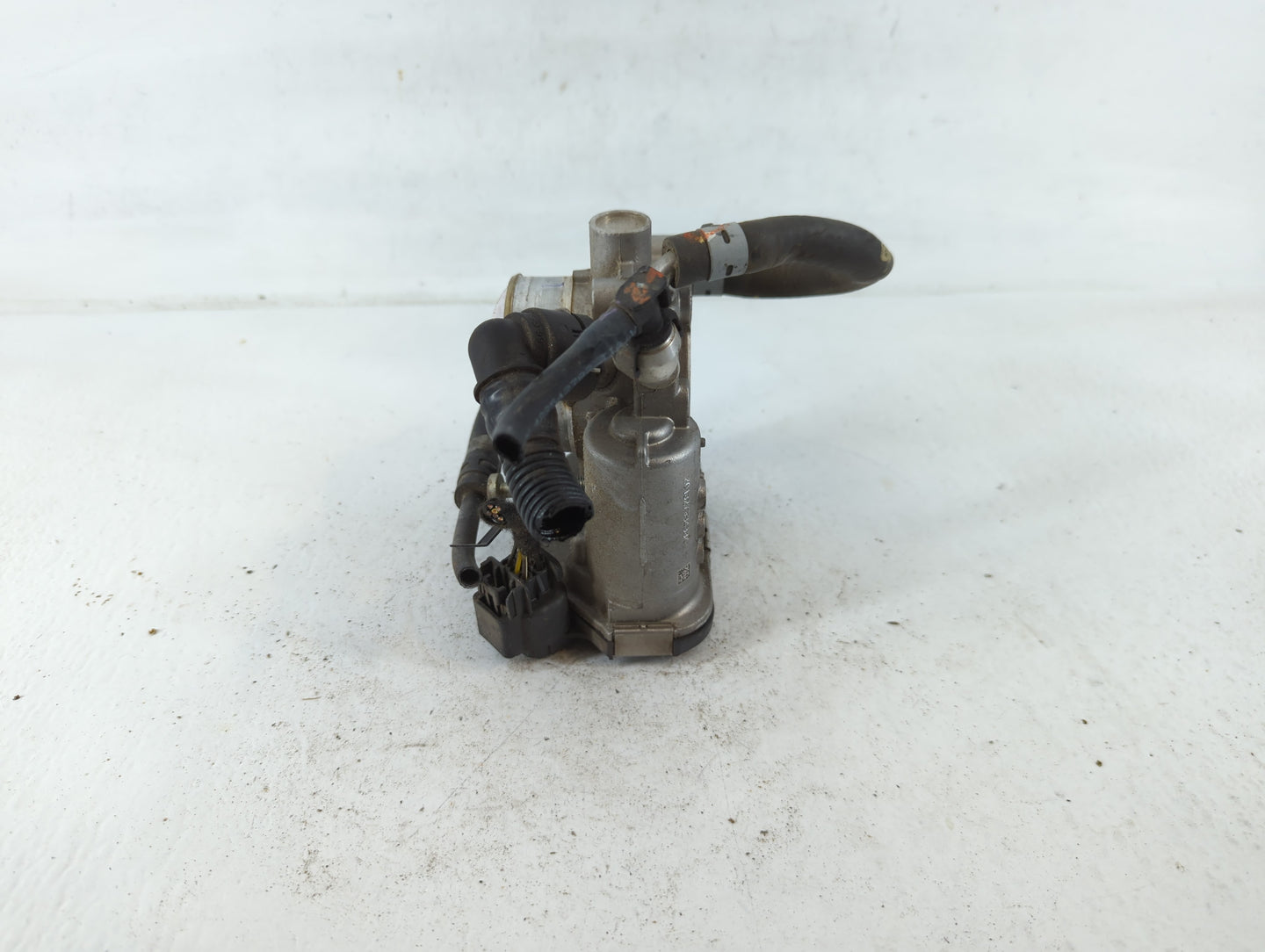 2011-2016 Chevrolet Cruze Throttle Body P/N:0 280 750 245 55561495 Fits Fits 2009 2010 2011 2012 2013 2014 2015 2016 2017 20