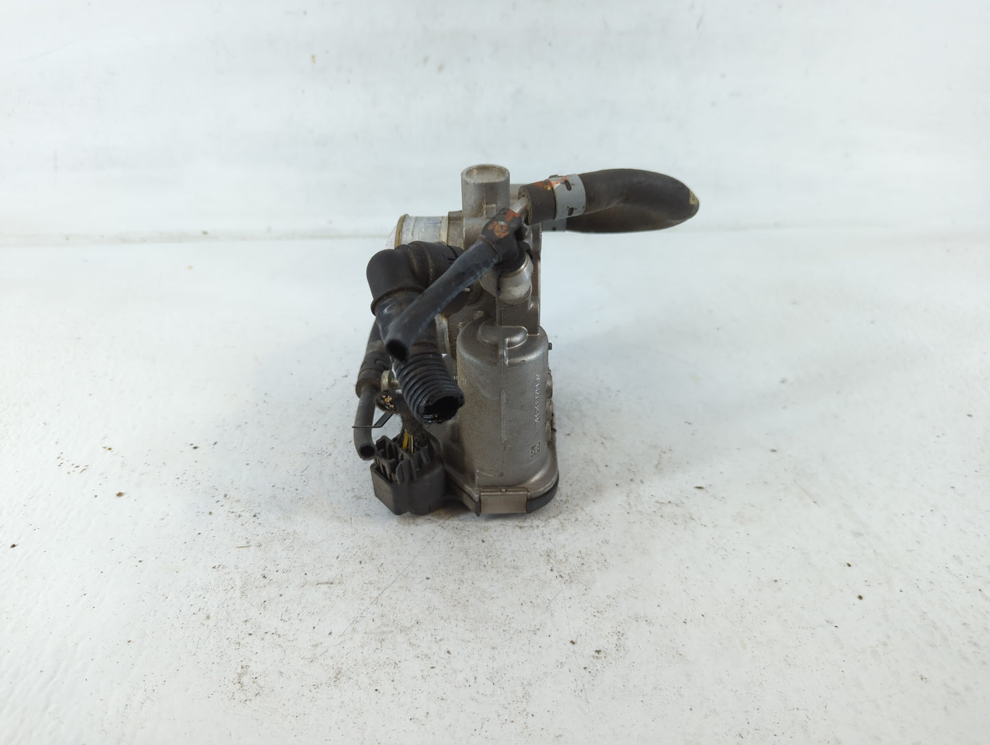 2011-2016 Chevrolet Cruze Throttle Body P/N:0 280 750 245 55561495 Fits Fits 2009 2010 2011 2012 2013 2014 2015 2016 2017 20