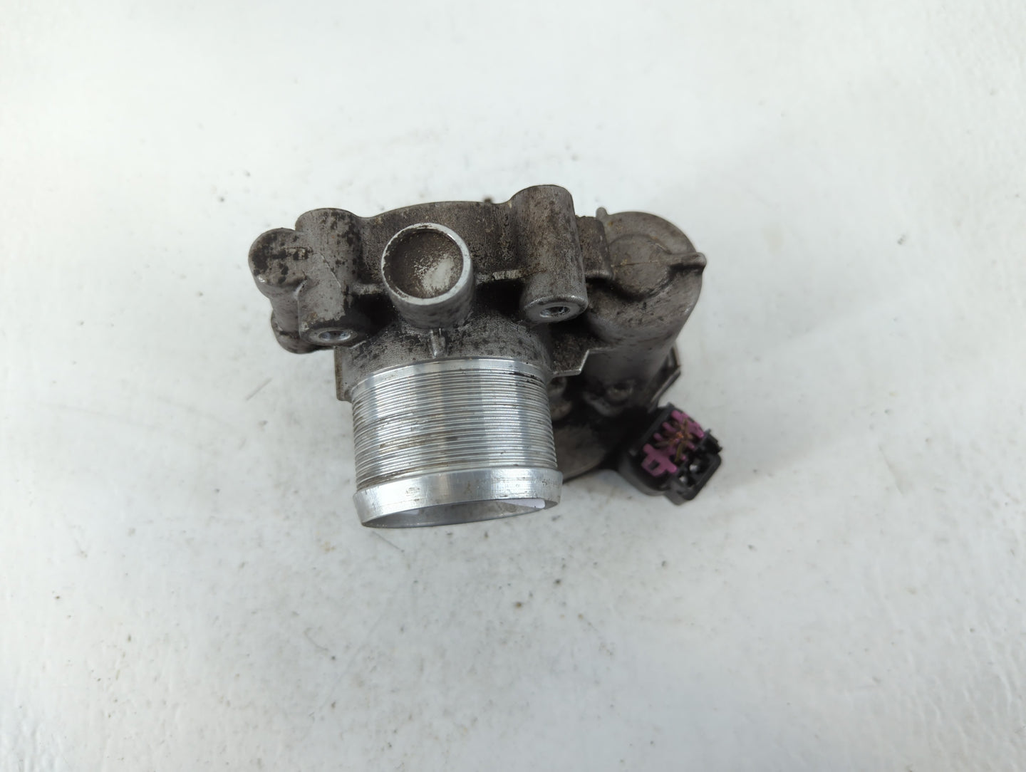 2011-2016 Chevrolet Cruze Throttle Body P/N:0 280 750 581 55581662 Fits OEM Used Auto Parts - Oemusedautoparts1.com