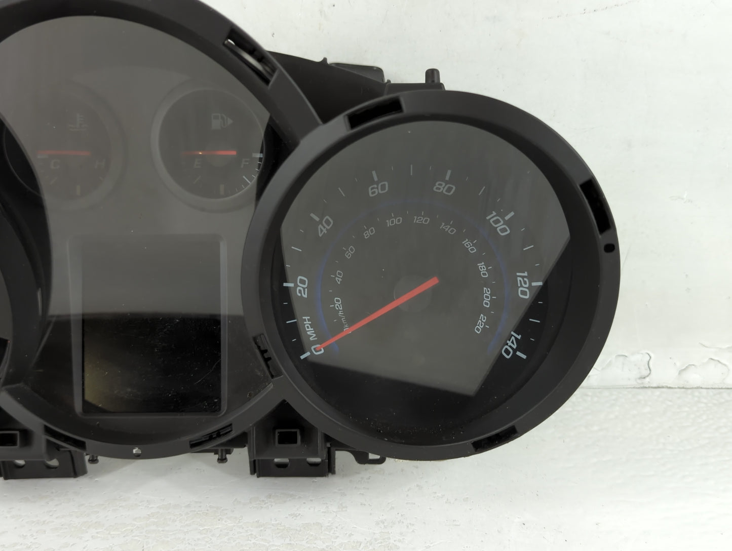 2013-2014 Chevrolet Cruze Instrument Cluster Speedometer Gauges P/N:94560794 811511914 Fits Fits 2013 2014 OEM Used Auto Par
