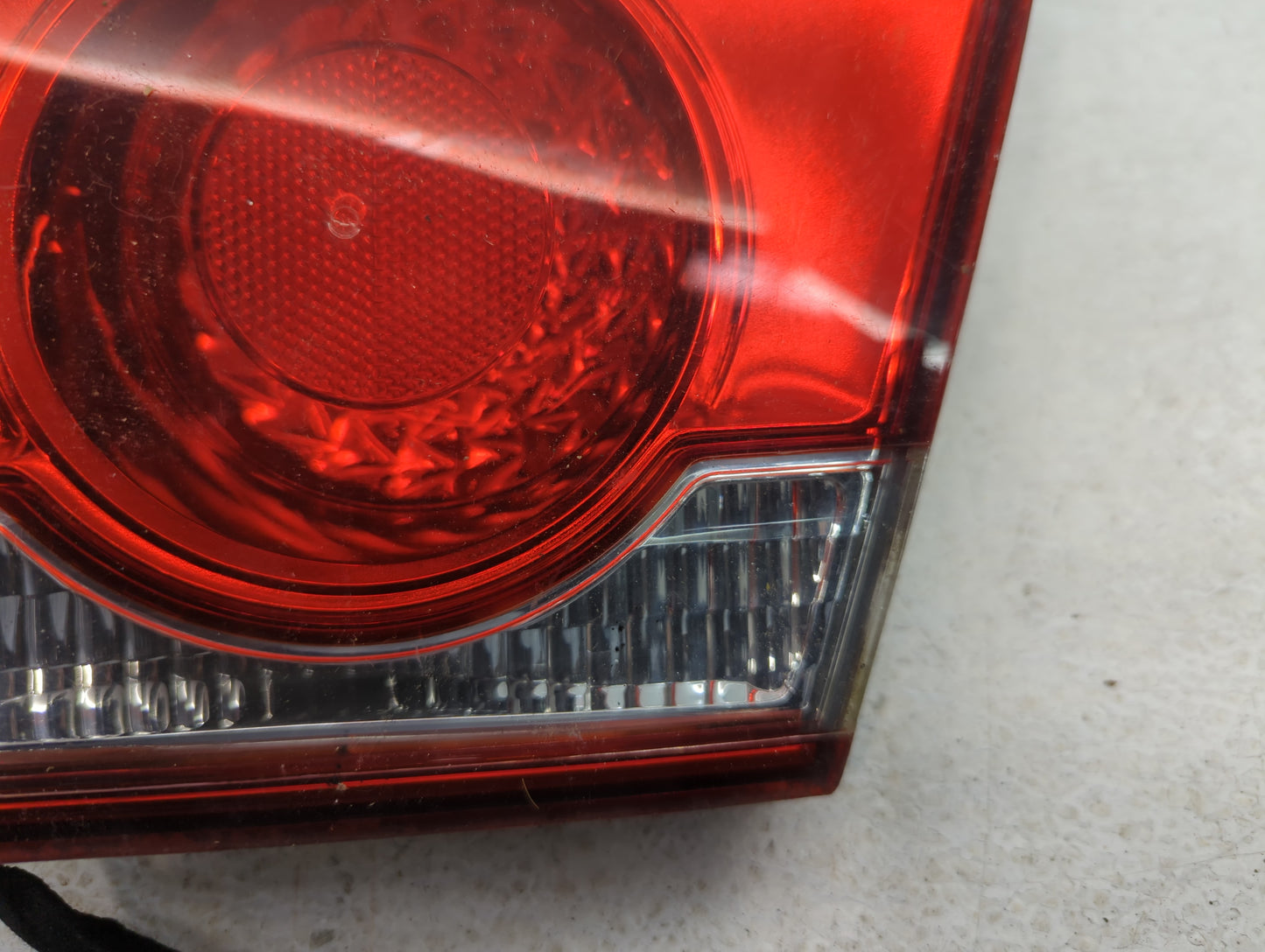 2011-2016 Chevrolet Cruze Tail Light Assembly Passenger Right OEM Fits Fits 2011 2012 2013 2014 2015 2016 OEM Used Auto Part