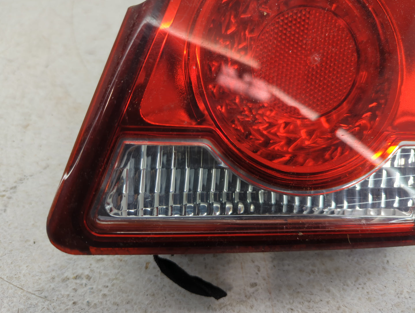 2011-2016 Chevrolet Cruze Tail Light Assembly Passenger Right OEM Fits Fits 2011 2012 2013 2014 2015 2016 OEM Used Auto Part
