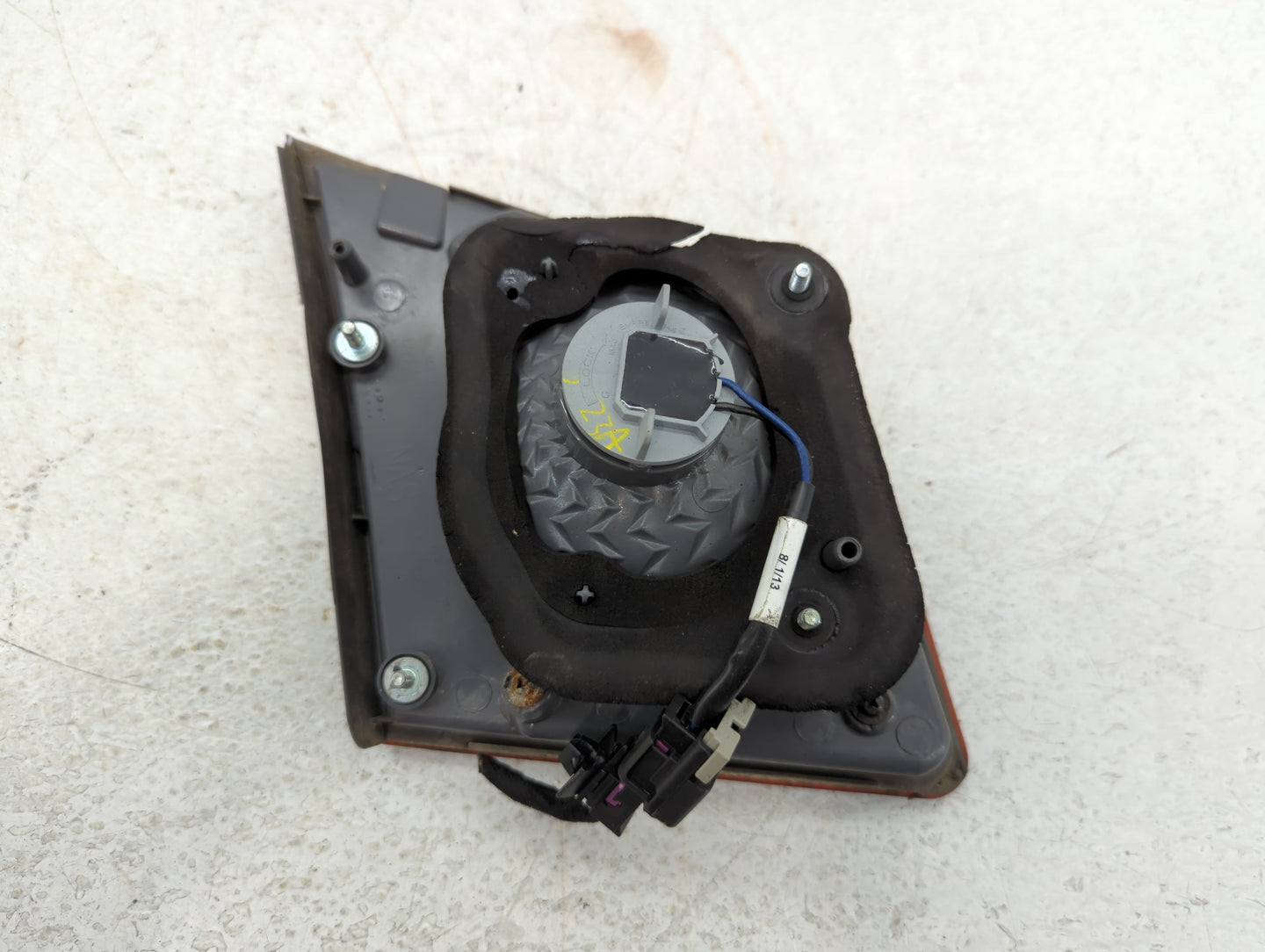 2011-2016 Chevrolet Cruze Tail Light Assembly Passenger Right OEM Fits Fits 2011 2012 2013 2014 2015 2016 OEM Used Auto Part
