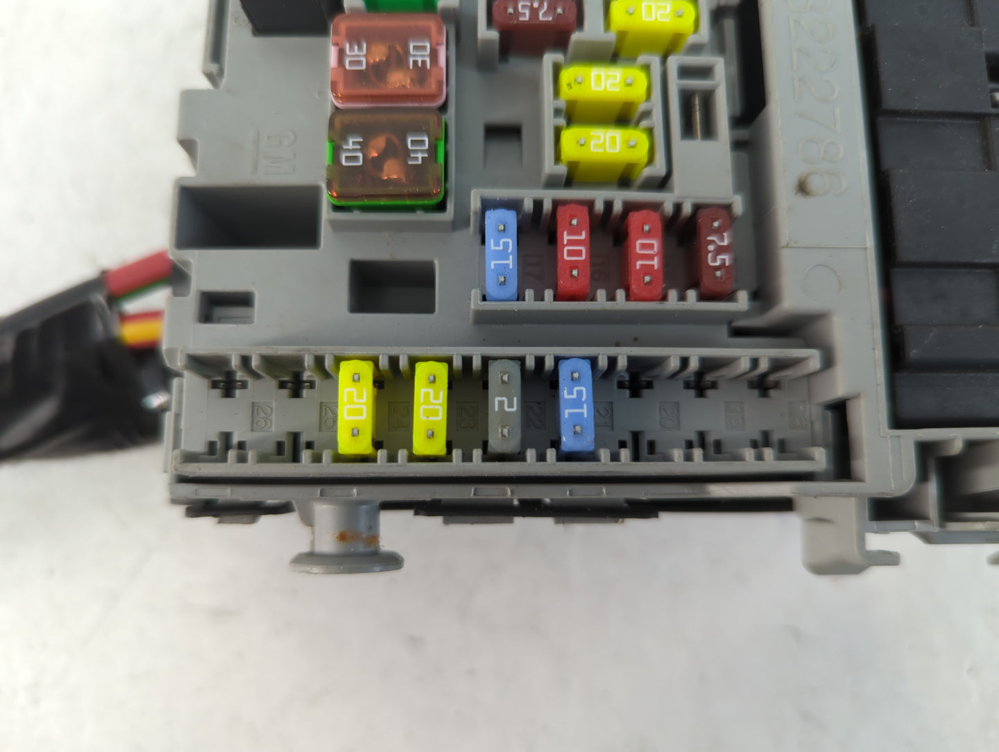 2013-2014 Chevrolet Cruze Fusebox Fuse Box Panel Relay Module P/N:95352896 Fits Fits 2013 2014 OEM Used Auto Parts - Oemused