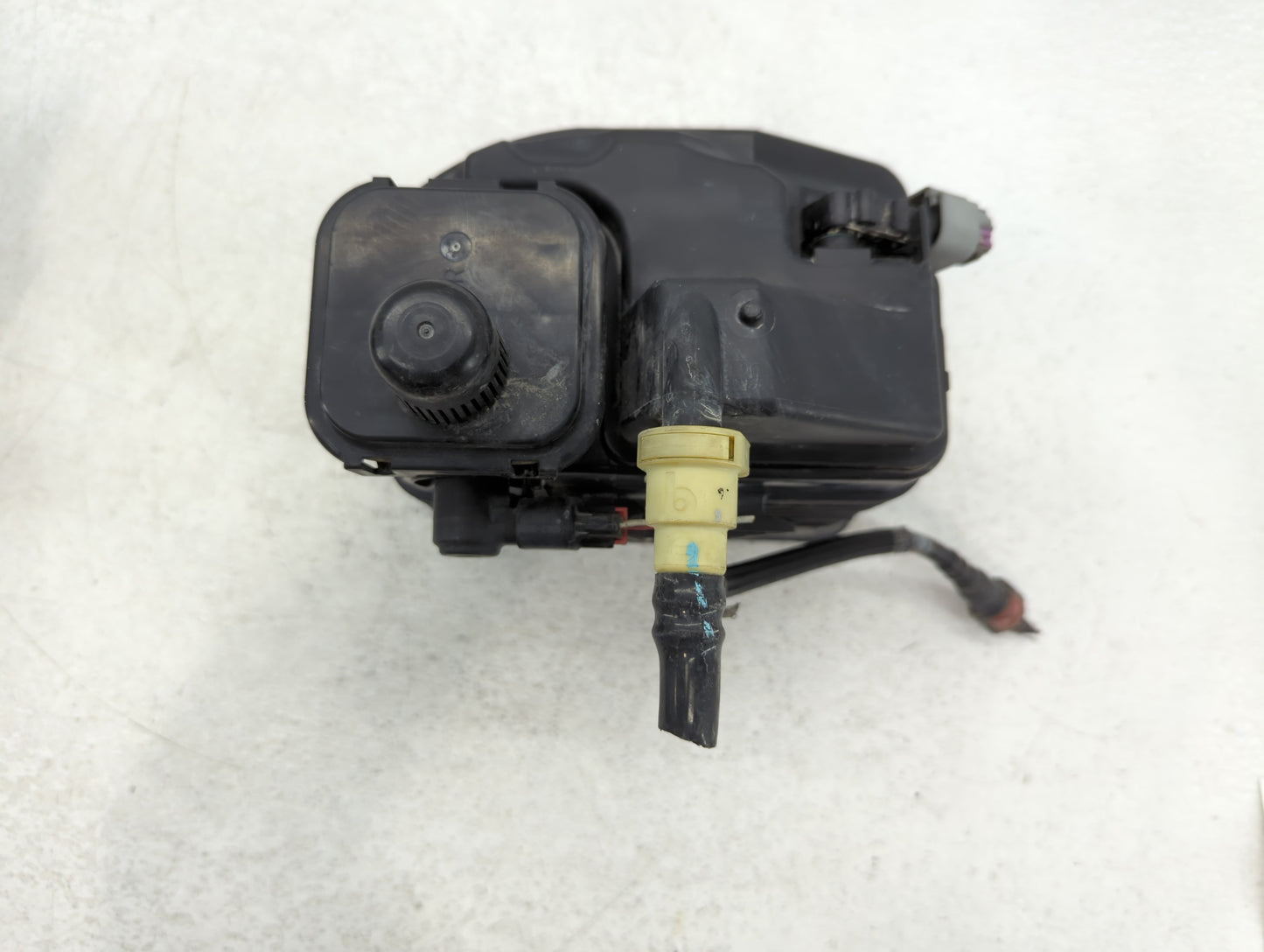 2014 Chevrolet Cruze Fuel Vapor Charcoal Canister - Oemusedautoparts1.com