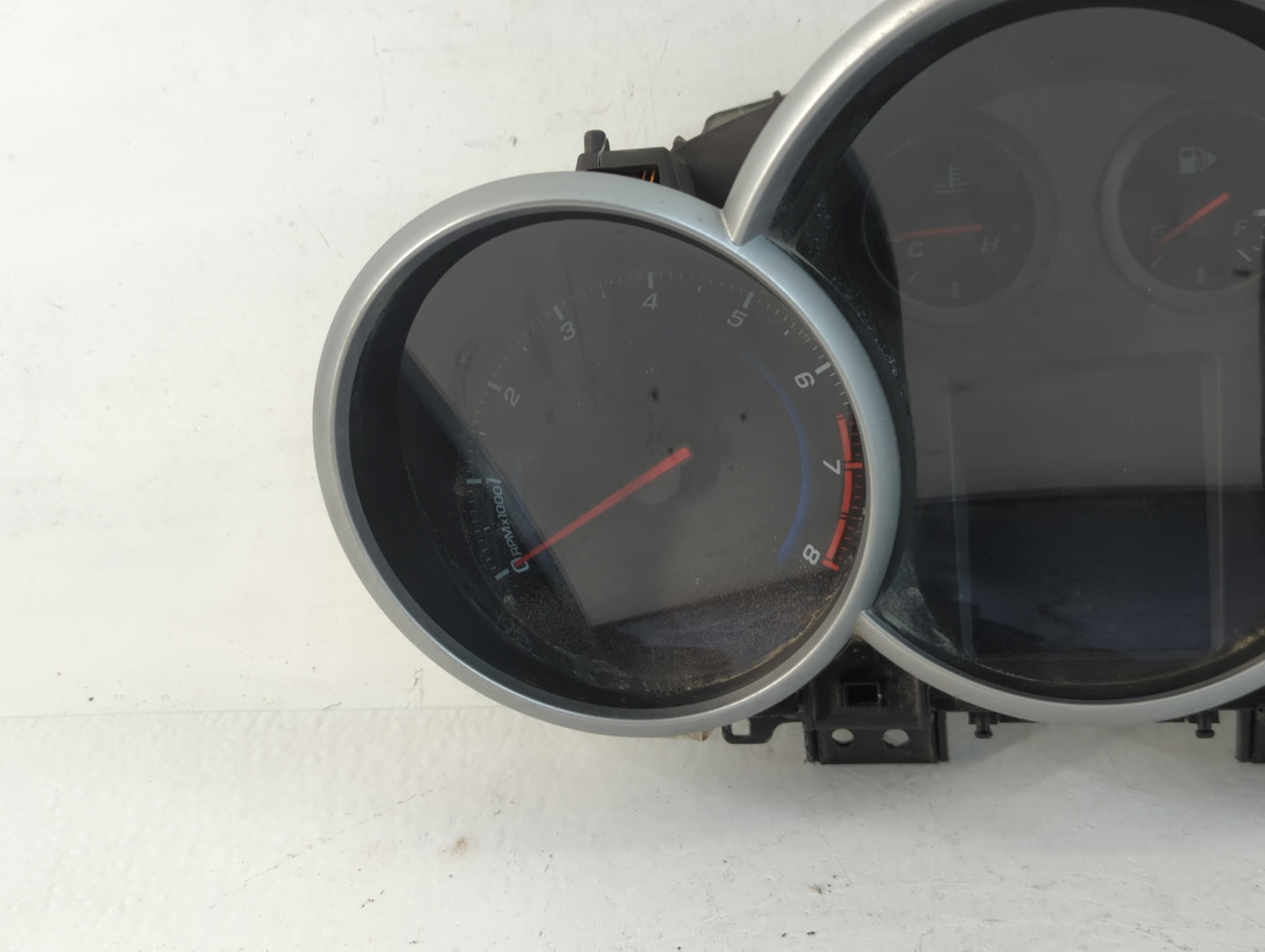 2013-2014 Chevrolet Cruze Instrument Cluster Speedometer Gauges P/N:95129378 Fits Fits 2013 2014 OEM Used Auto Parts - Oemus