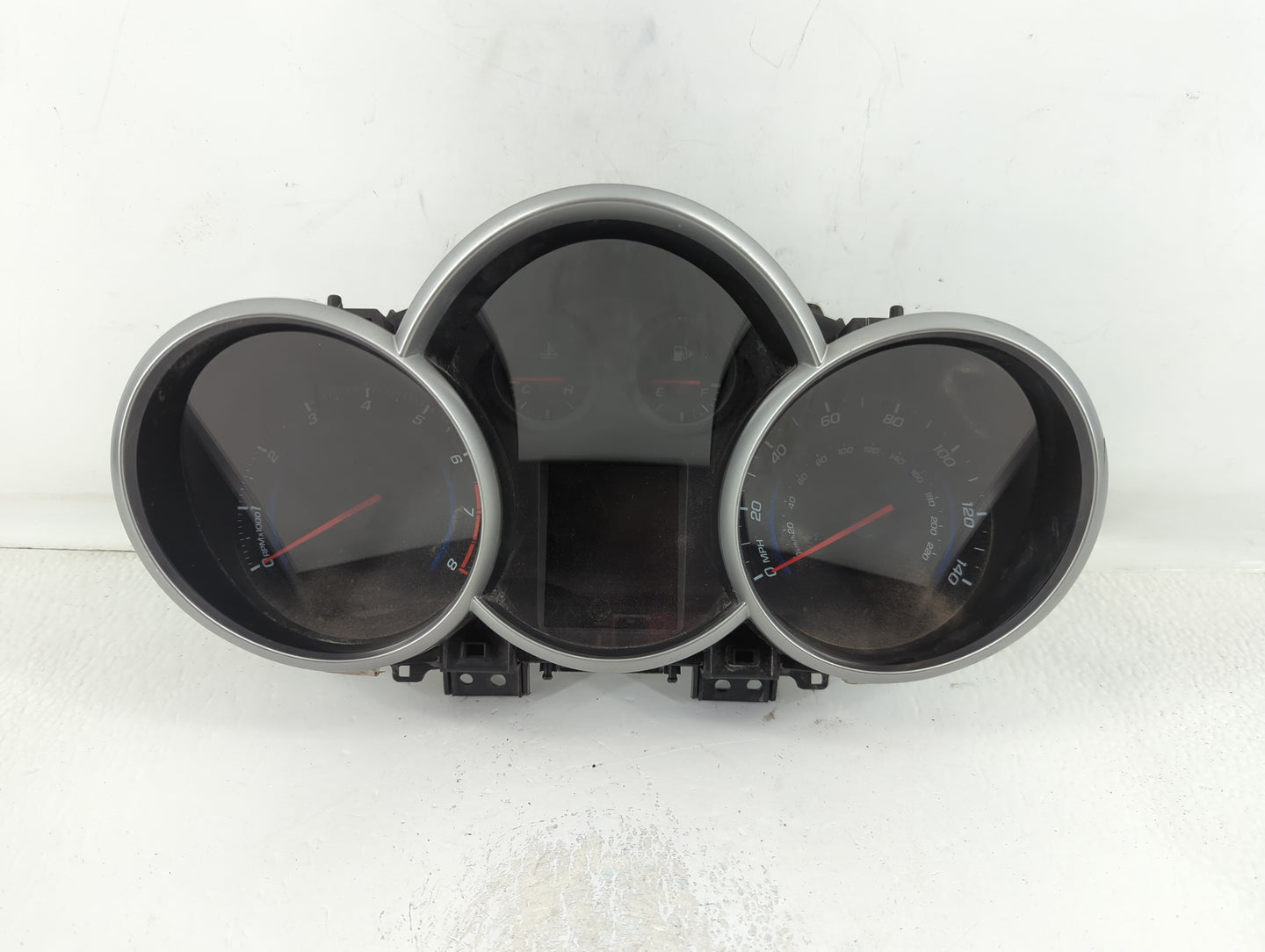 2013-2014 Chevrolet Cruze Instrument Cluster Speedometer Gauges P/N:811511914 95129378 Fits Fits 2013 2014 OEM Used Auto Par