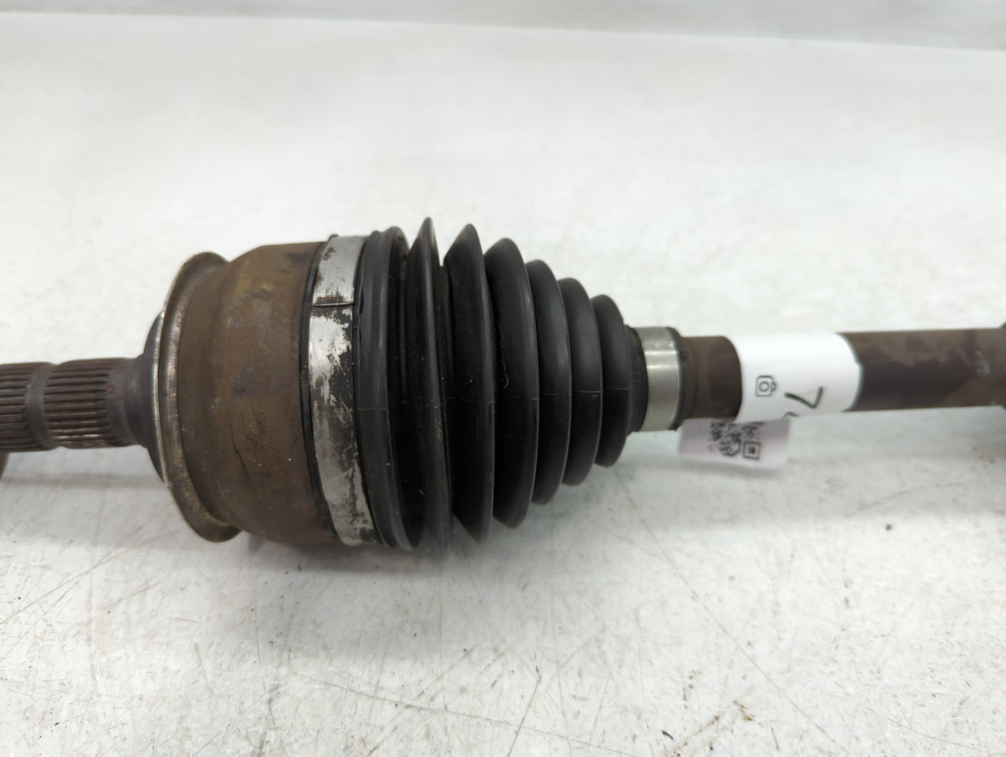 2013-2016 Chevrolet Cruze Axle Shaft Front Driver Cv C/v - Oemusedautoparts1.com