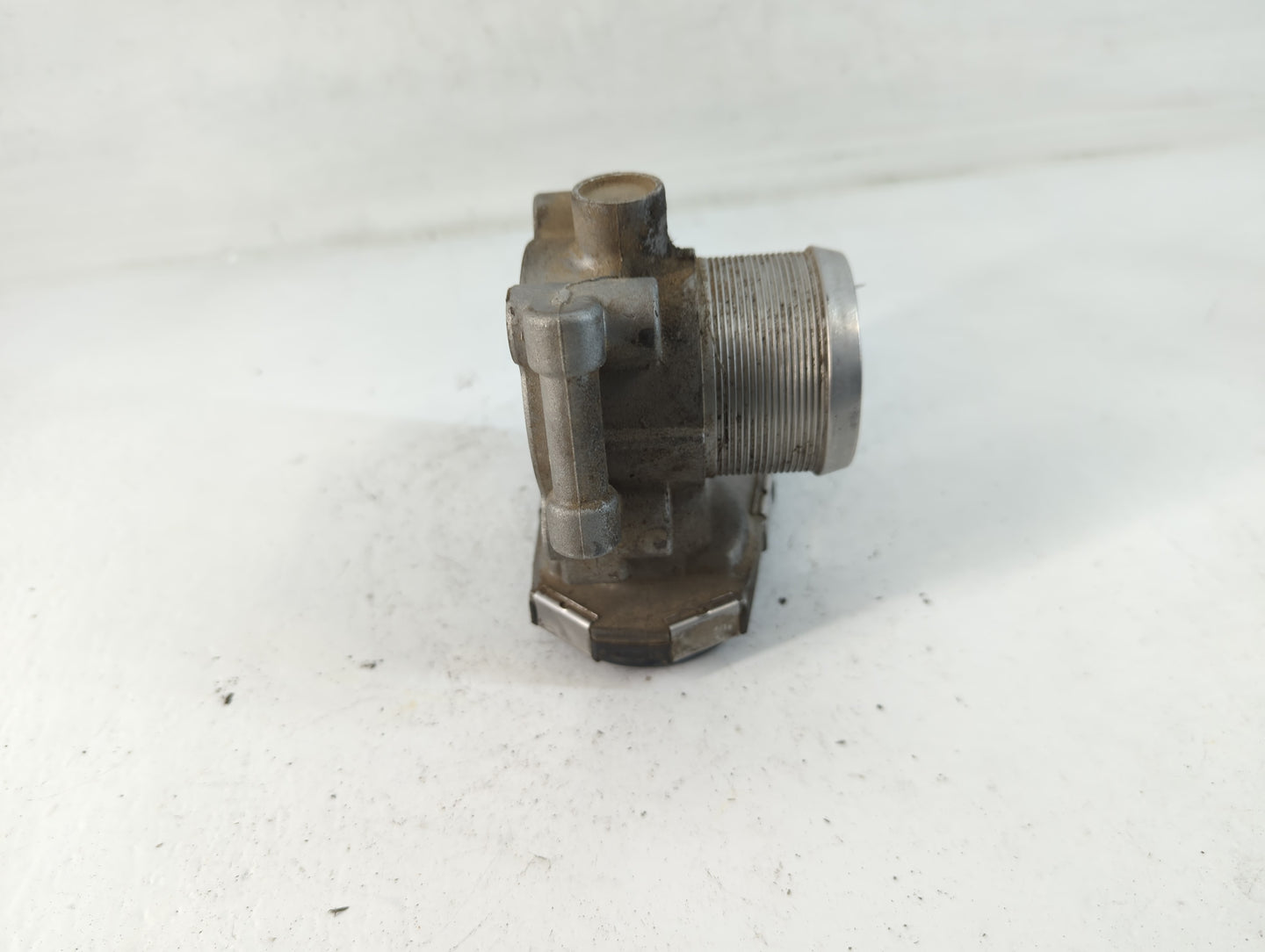 2011-2016 Chevrolet Cruze Throttle Body P/N:0 280 750 581 55581662 Fits OEM Used Auto Parts - Oemusedautoparts1.com