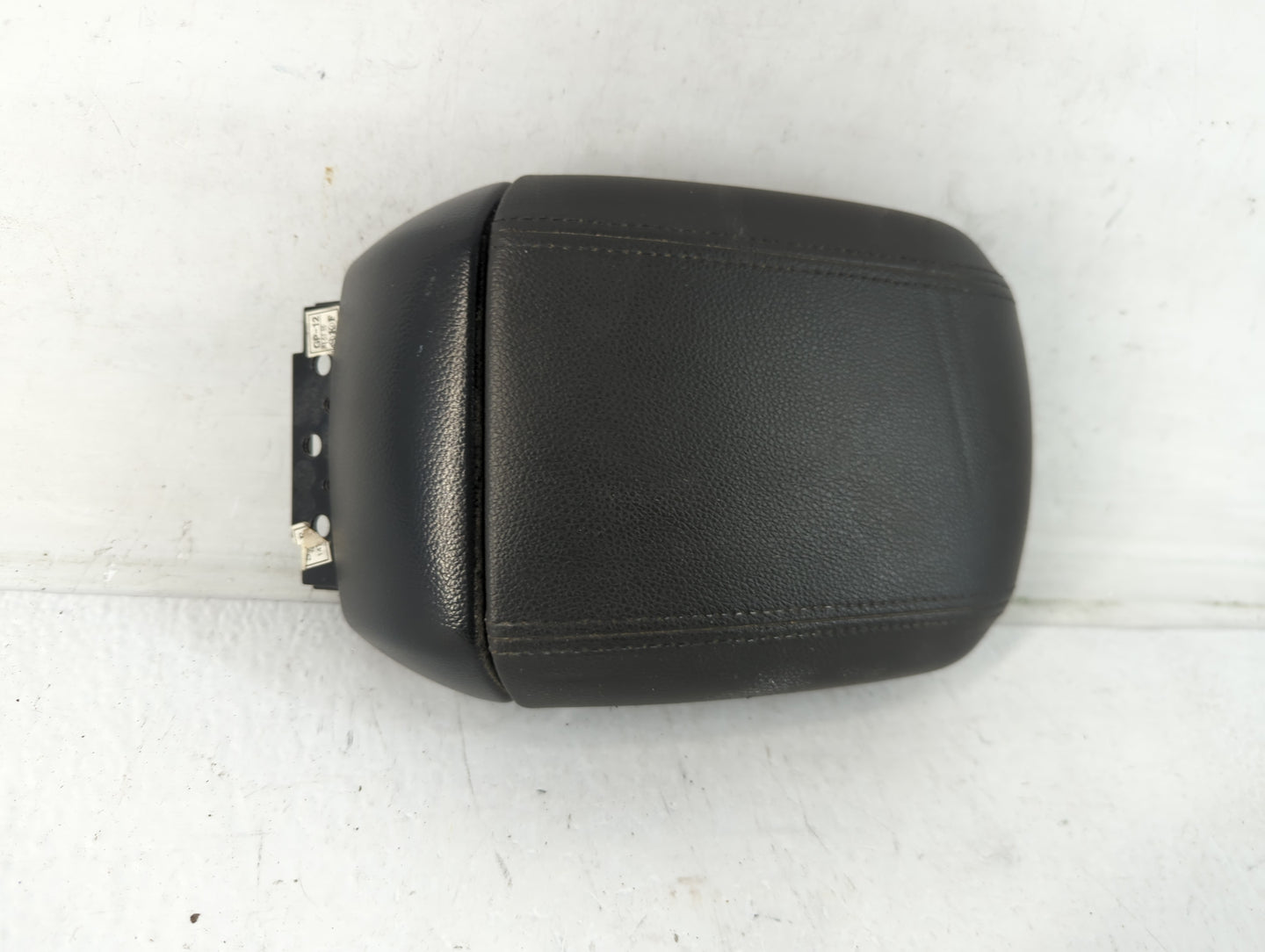 2014 Chevrolet Cruze Center Console Armrest Cover Lid Fits OEM Used Auto Parts - Oemusedautoparts1.com