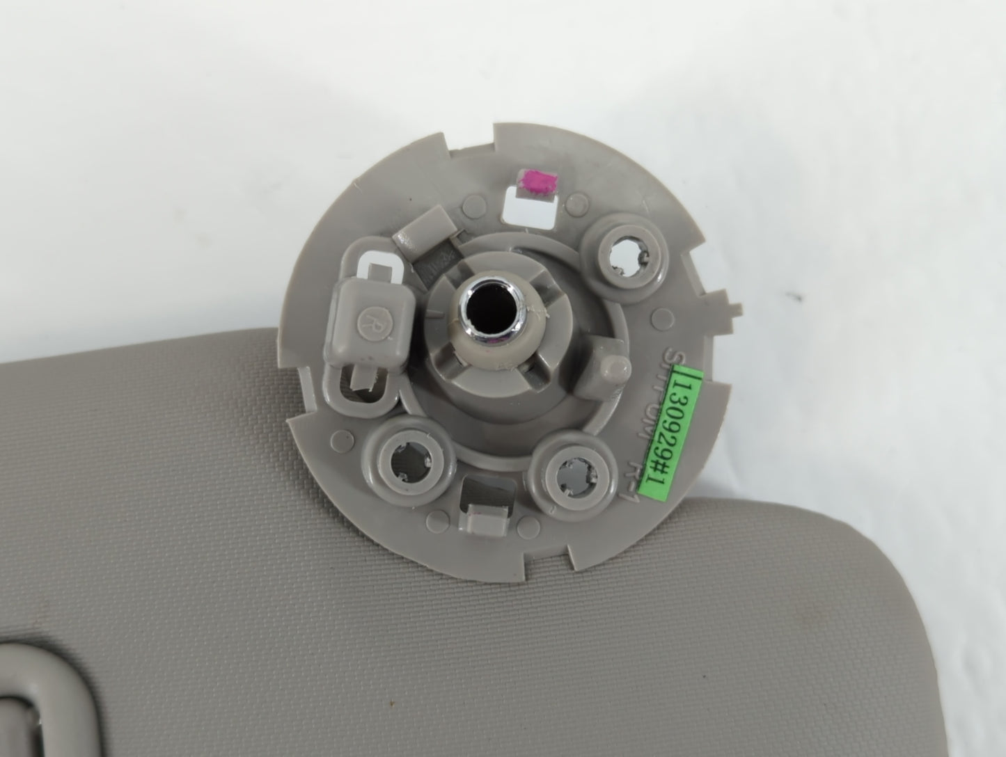 2011-2016 Chevrolet Cruze Sun Visor Shade Replacement Passenger Right Mirror Fits Fits 2011 2012 2013 2014 2015 2016 OEM Use