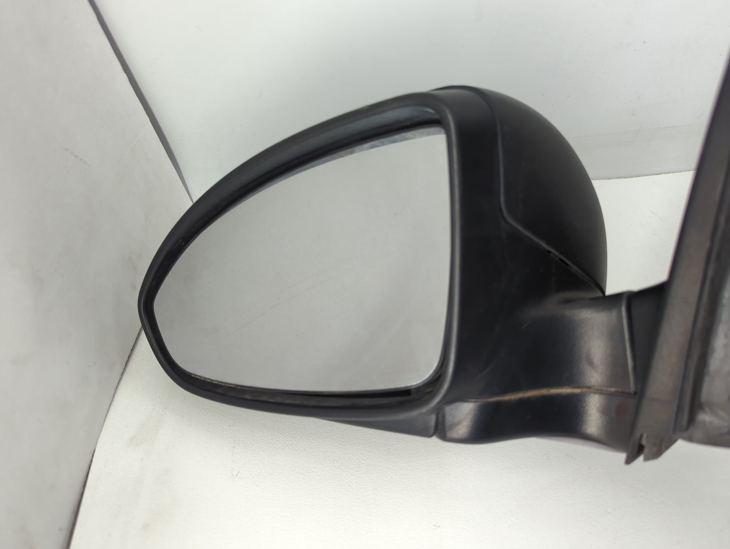 2011-2016 Chevrolet Cruze Driver Side View Mirror - Left Door Mirror OEM Used - Oemusedautoparts1.com