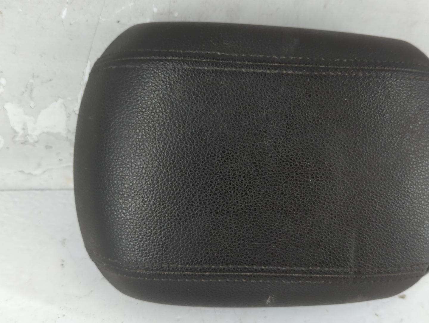 2014 Chevrolet Cruze Center Console Armrest Cover Lid Fits OEM Used Auto Parts - Oemusedautoparts1.com