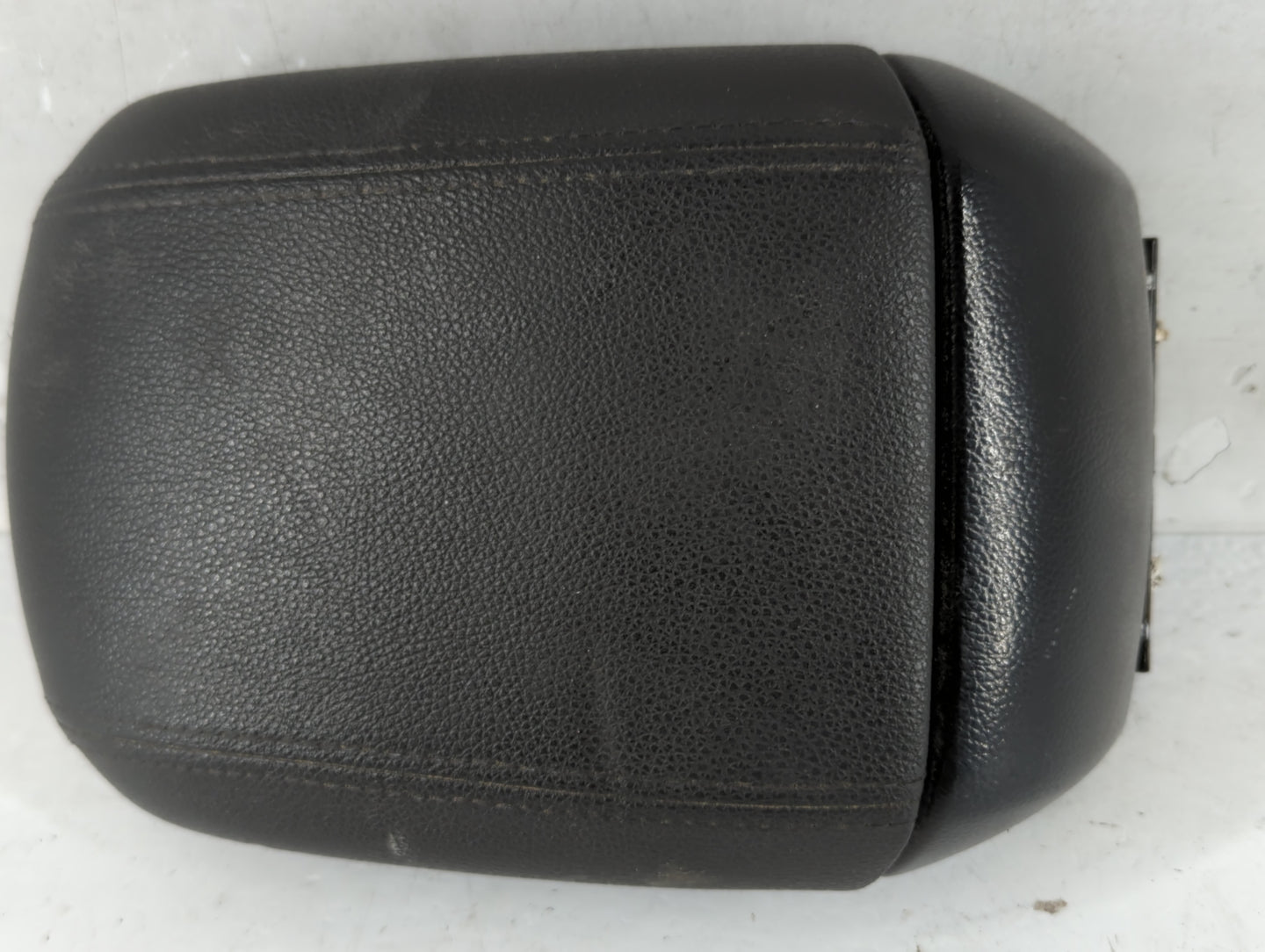 2014 Chevrolet Cruze Center Console Armrest Cover Lid Fits OEM Used Auto Parts - Oemusedautoparts1.com