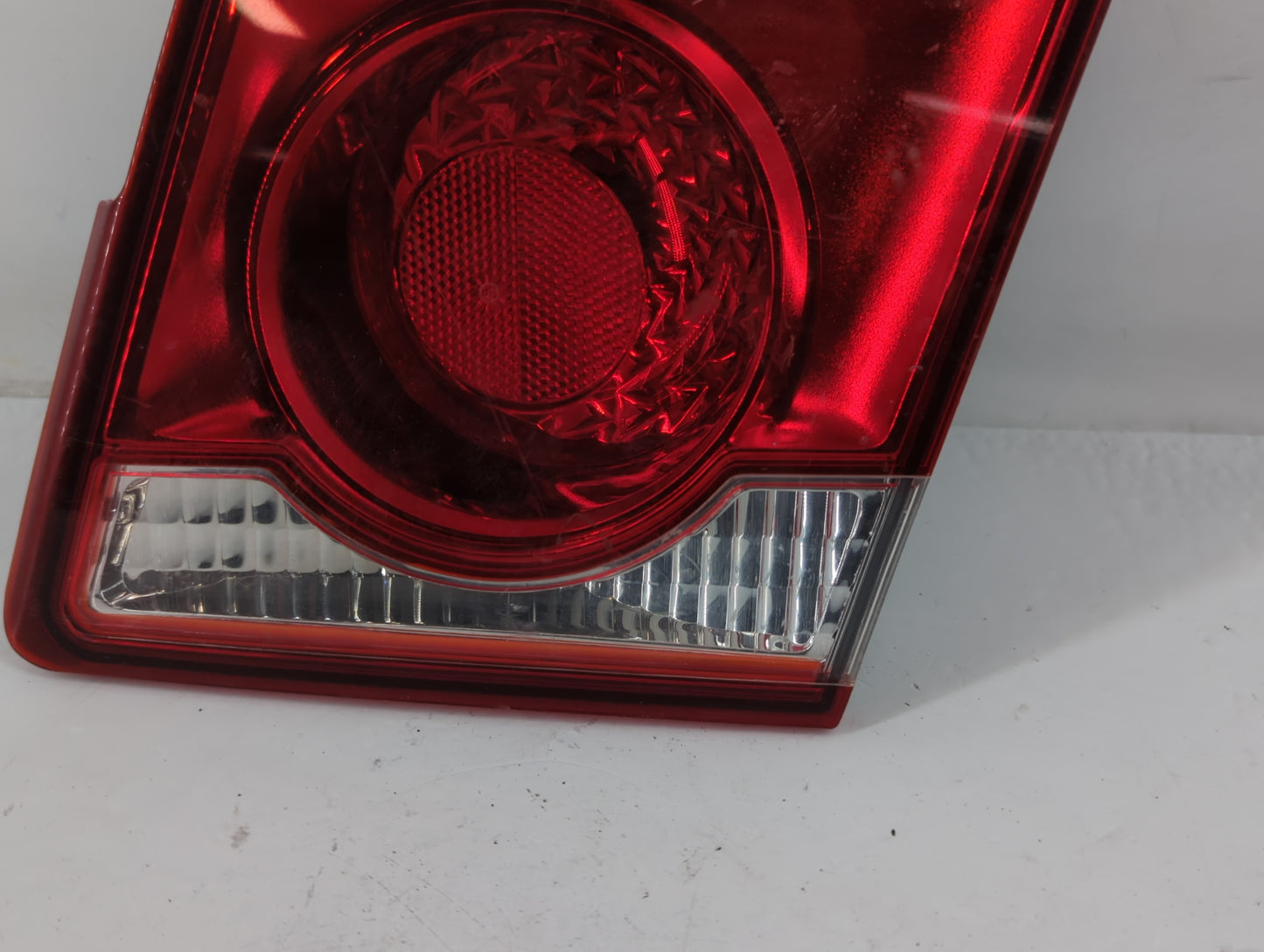 2014 Chevrolet Cruze Tail Light Assembly Driver Left OEM P/N:12V#3057KLCP Fits Fits 2004 2005 OEM Used Auto Parts - Oemuseda