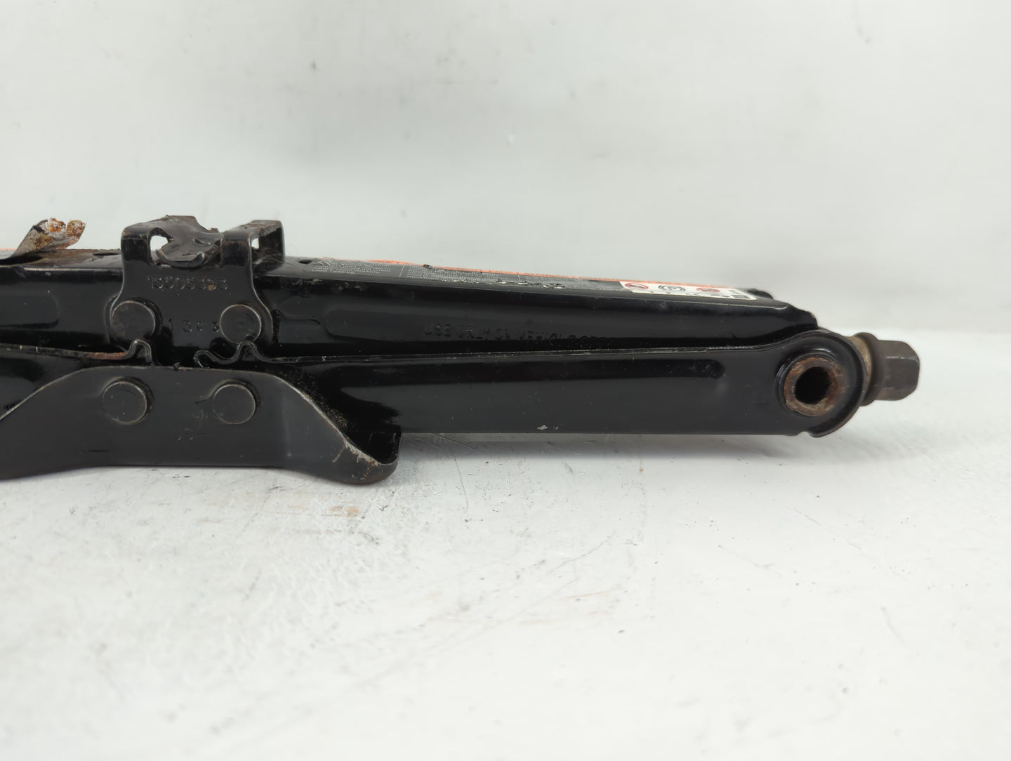2014 Chevrolet Cruze Spare Scissor Car Jack - Oemusedautoparts1.com