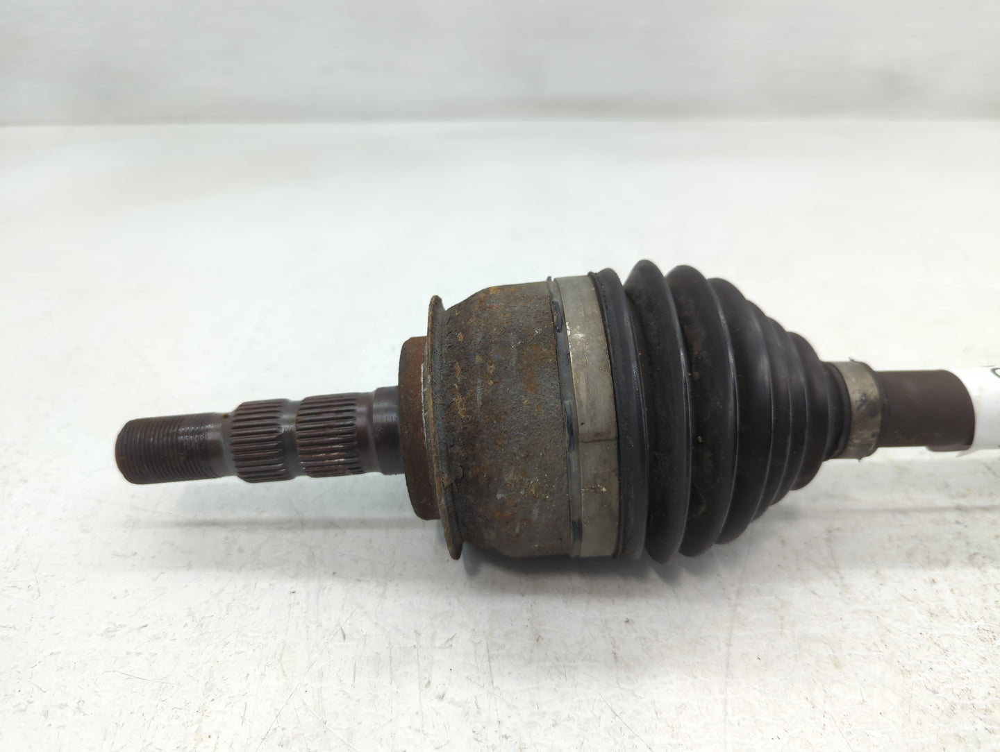 2013-2016 Chevrolet Cruze Axle Shaft Front Driver Cv C/v - Oemusedautoparts1.com