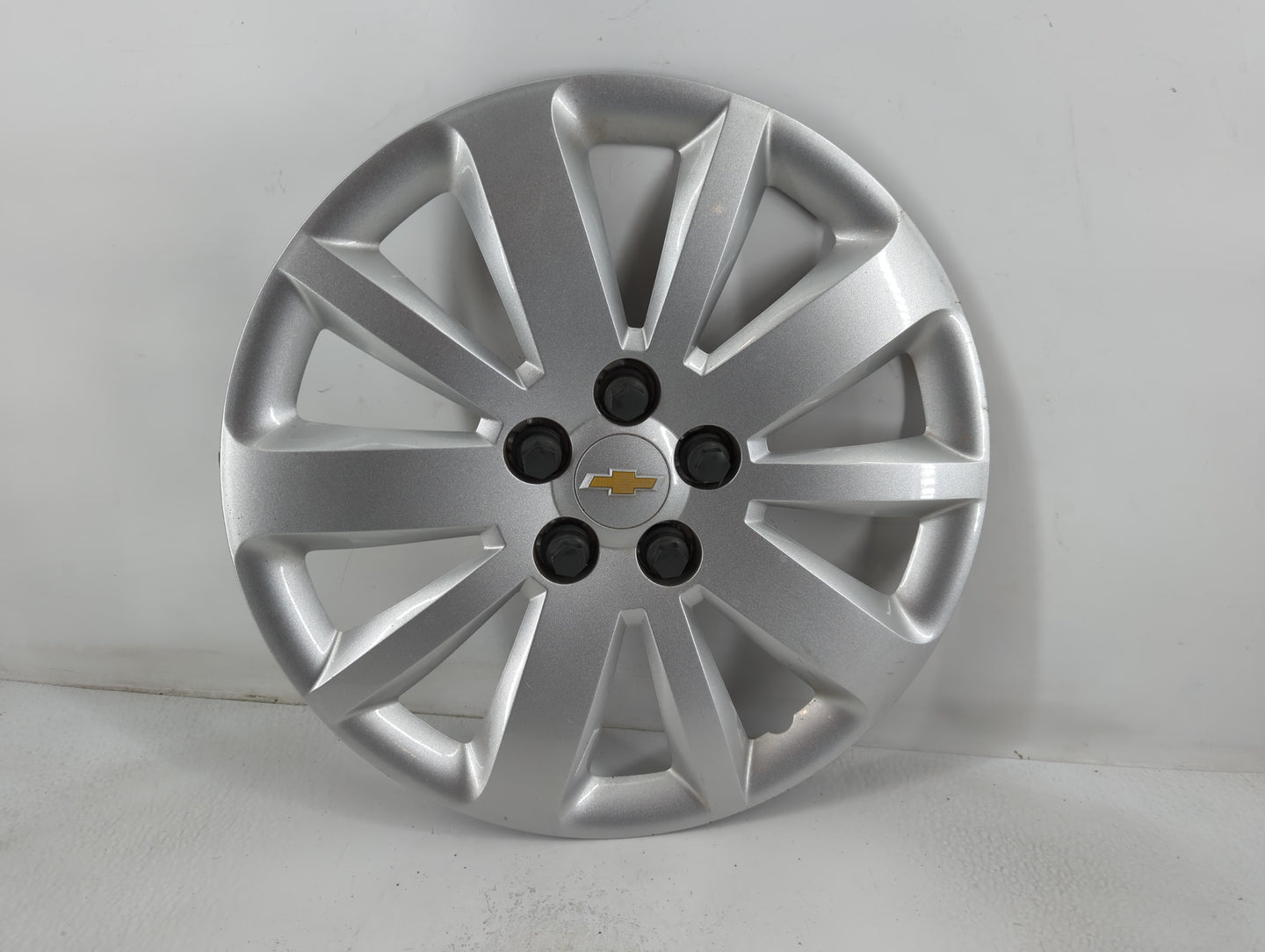 2014 Chevrolet Cruze Driver Front Wheel Hub Oem - Oemusedautoparts1.com