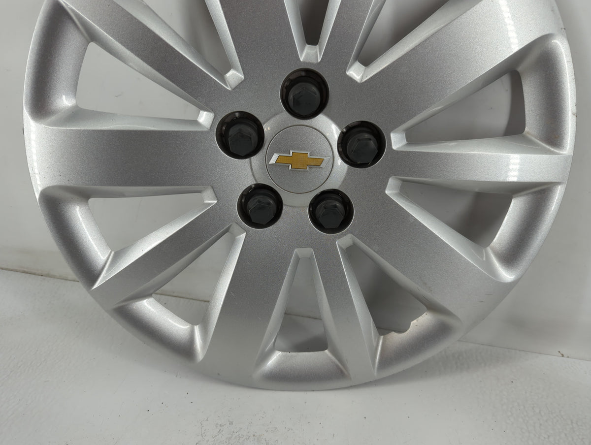 2014 Chevrolet Cruze Driver Front Wheel Hub Oem 777789 - Oemusedautoparts1.com