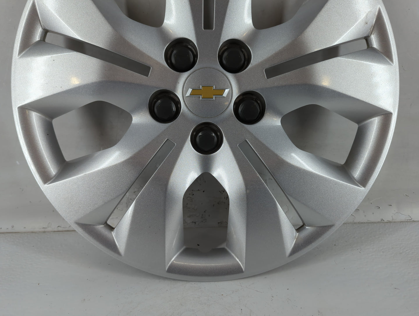 2011-2016 Chevrolet Cruze Driver Front Wheel Hub Oem - Oemusedautoparts1.com