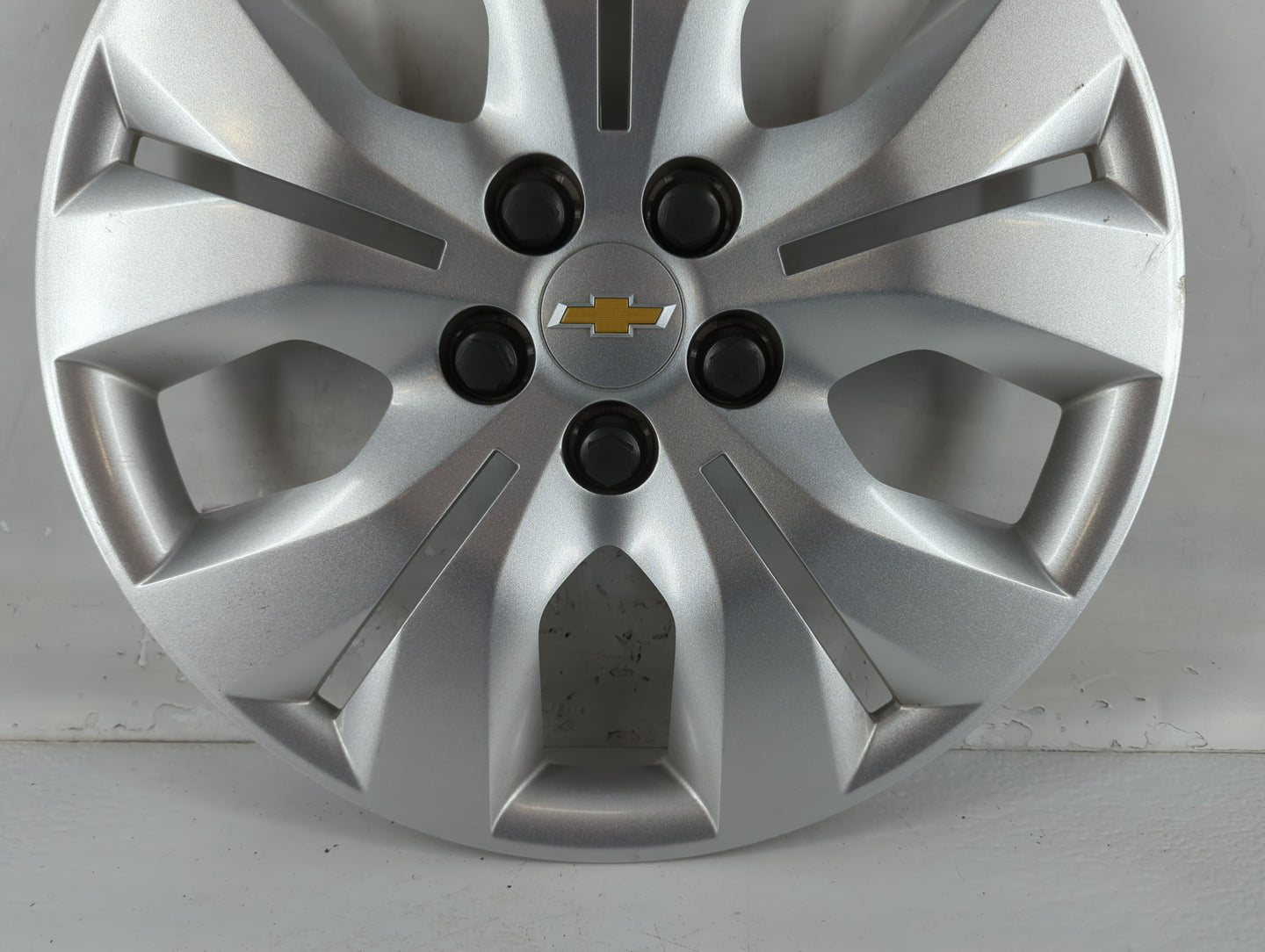2014 Chevrolet Cruze Driver Front Wheel Hub Oem - Oemusedautoparts1.com