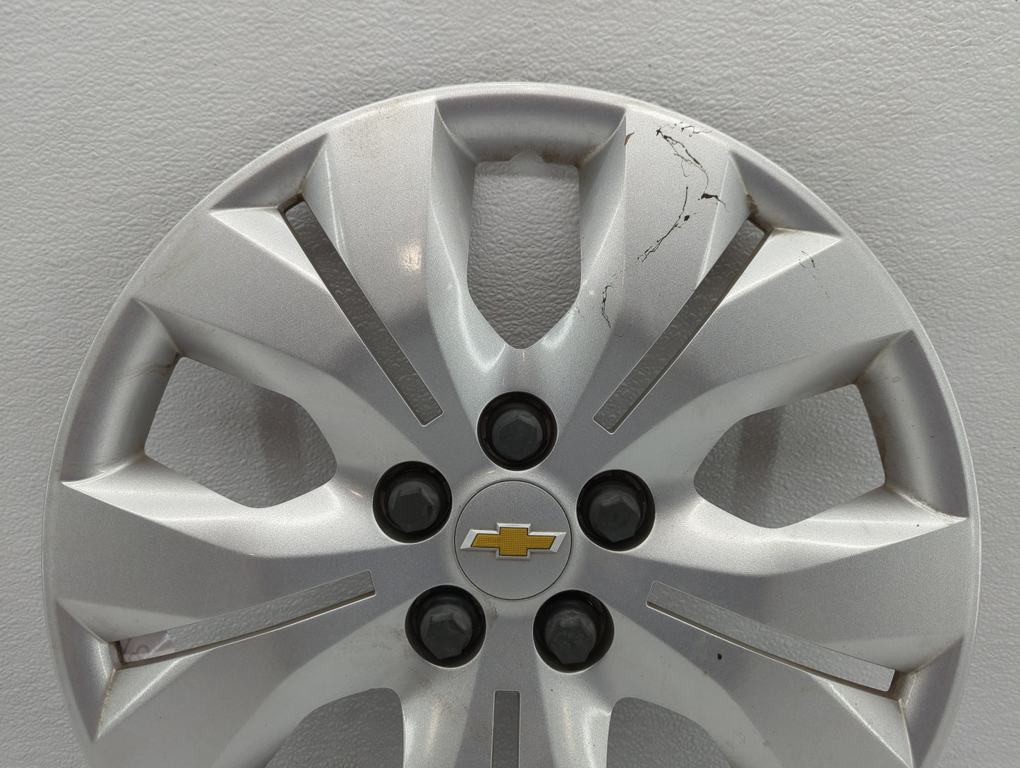 2011-2016 Chevrolet Cruze Driver Front Wheel Hub Oem - Oemusedautoparts1.com