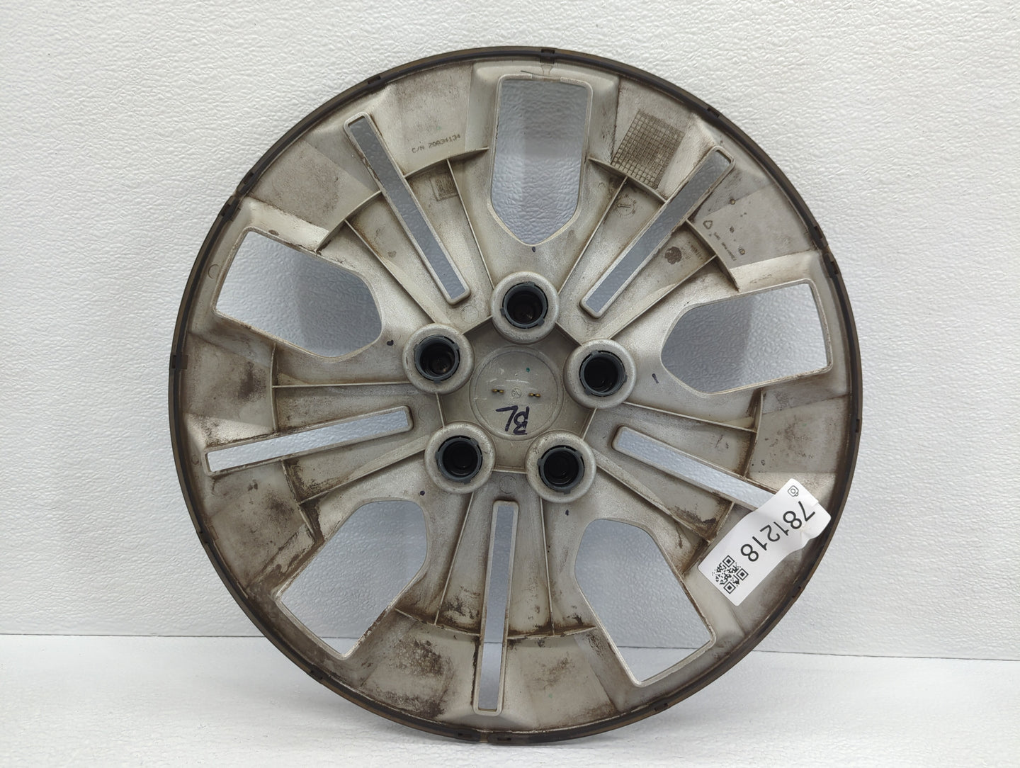 2011-2016 Chevrolet Cruze Driver Front Wheel Hub Oem - Oemusedautoparts1.com