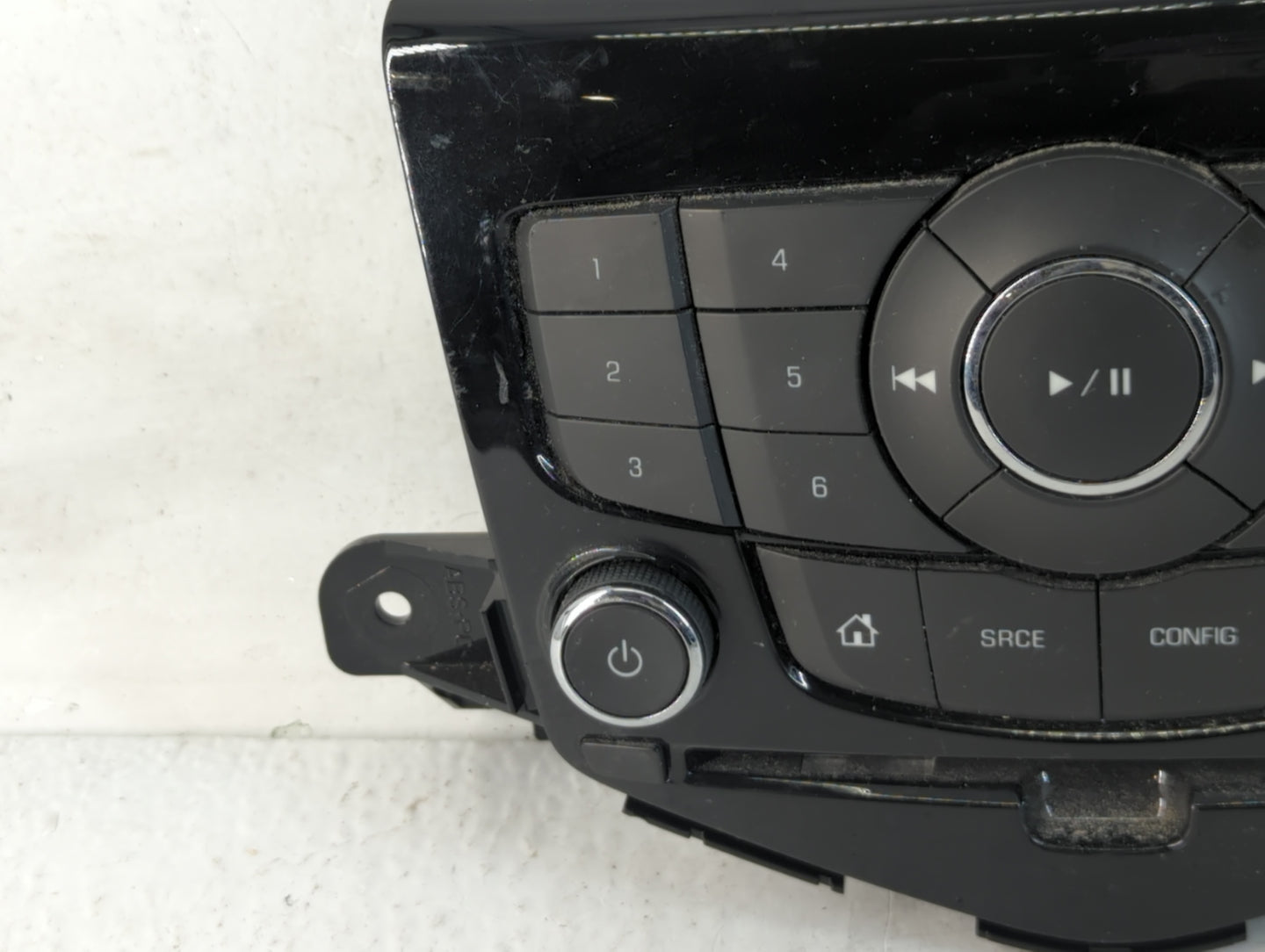 2013-2016 Chevrolet Cruze Radio Control Panel - Oemusedautoparts1.com