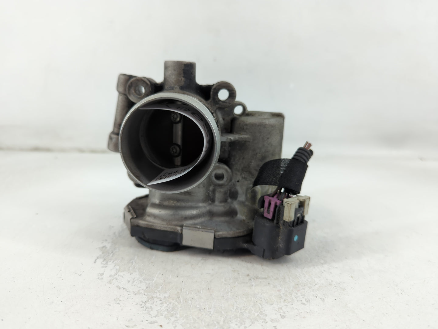 2011-2016 Chevrolet Cruze Throttle Body P/N:0 280 750 581 55 581 662 Fits OEM Used Auto Parts - Oemusedautoparts1.com