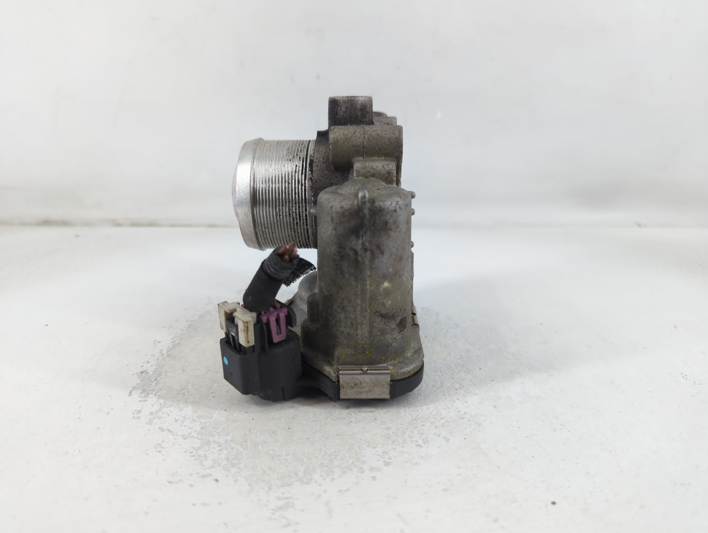 2011-2016 Chevrolet Cruze Throttle Body P/N:0 280 750 581 55 581 662 Fits OEM Used Auto Parts - Oemusedautoparts1.com