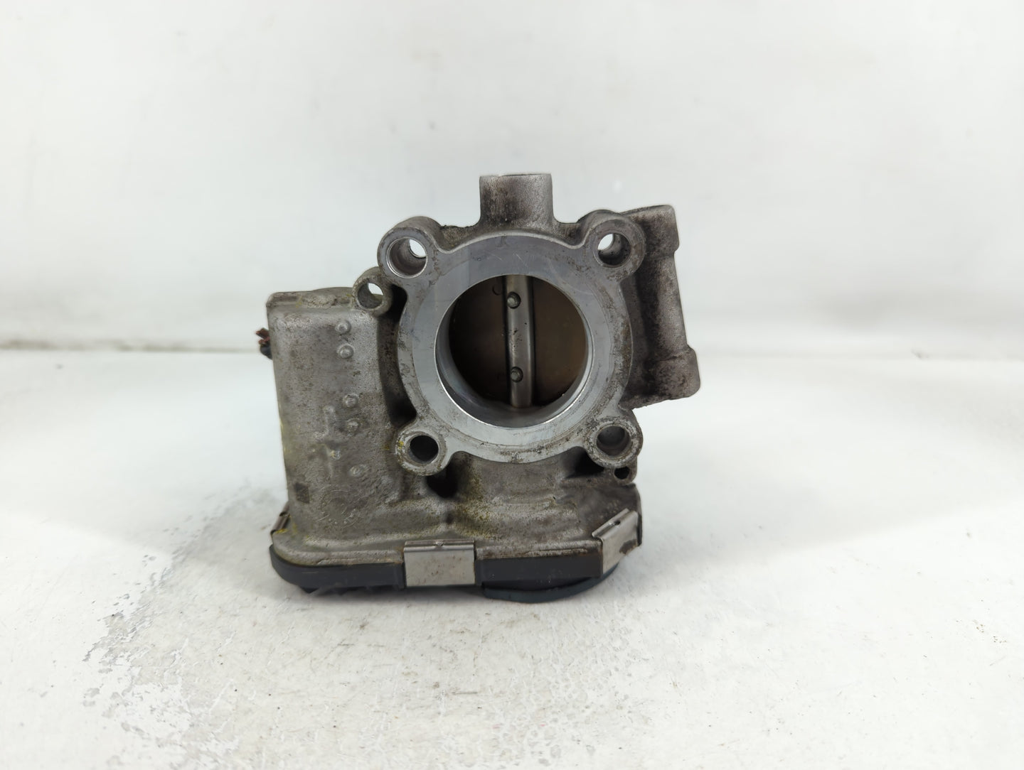 2011-2016 Chevrolet Cruze Throttle Body P/N:0 280 750 581 55 581 662 Fits OEM Used Auto Parts - Oemusedautoparts1.com