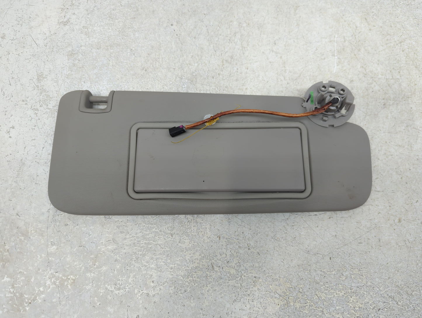 2011-2016 Chevrolet Cruze Sun Visor Shade Replacement Passenger Right Mirror Fits Fits 2011 2012 2013 2014 2015 2016 OEM Use