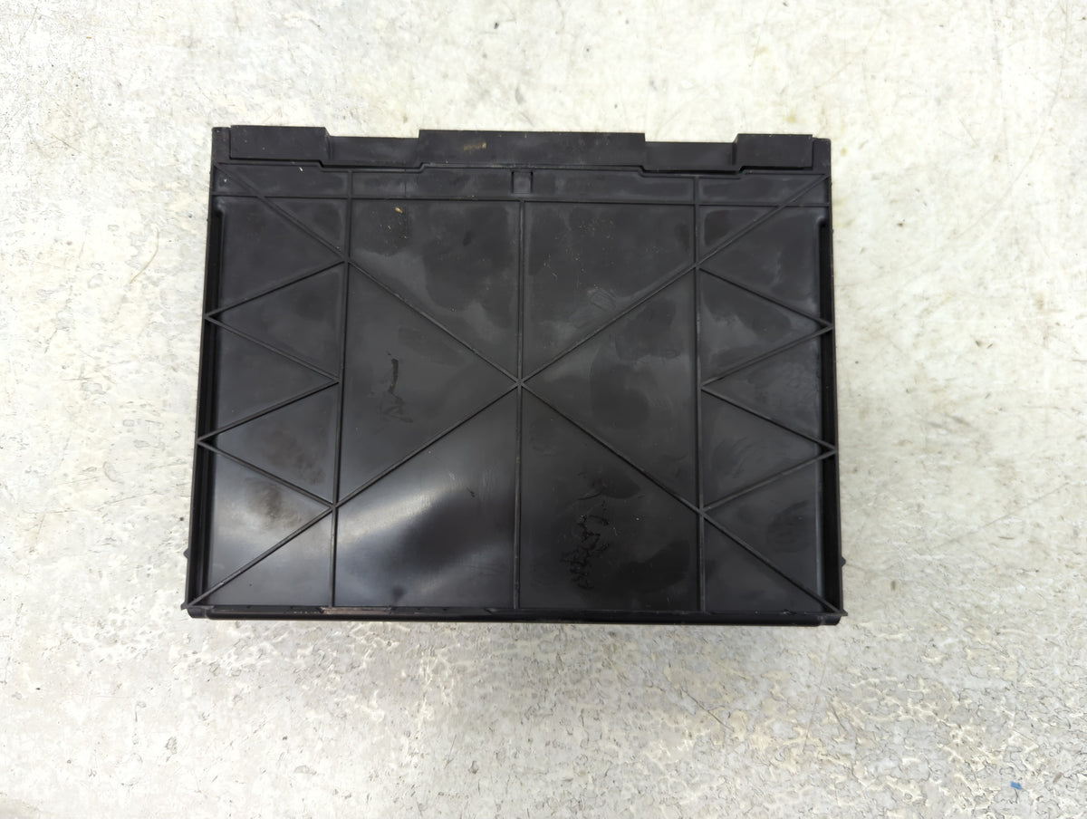 2013-2016 Chevrolet Cruze Body Control Module Bcm 856756 - Oemusedautoparts1.com
