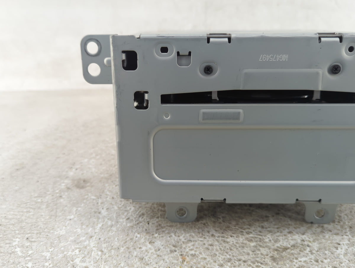 2013-2016 Chevrolet Cruze Radio AM FM Cd Player Receiver Replacement P/N:22976137 Fits Fits 2013 2014 2015 2016 OEM Used Aut