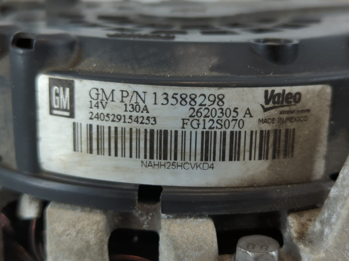 2011-2016 Chevrolet Cruze Alternator Replacement Generator Charging Assembly Engine OEM P/N:2620305 A 13588298 Fits OEM Used