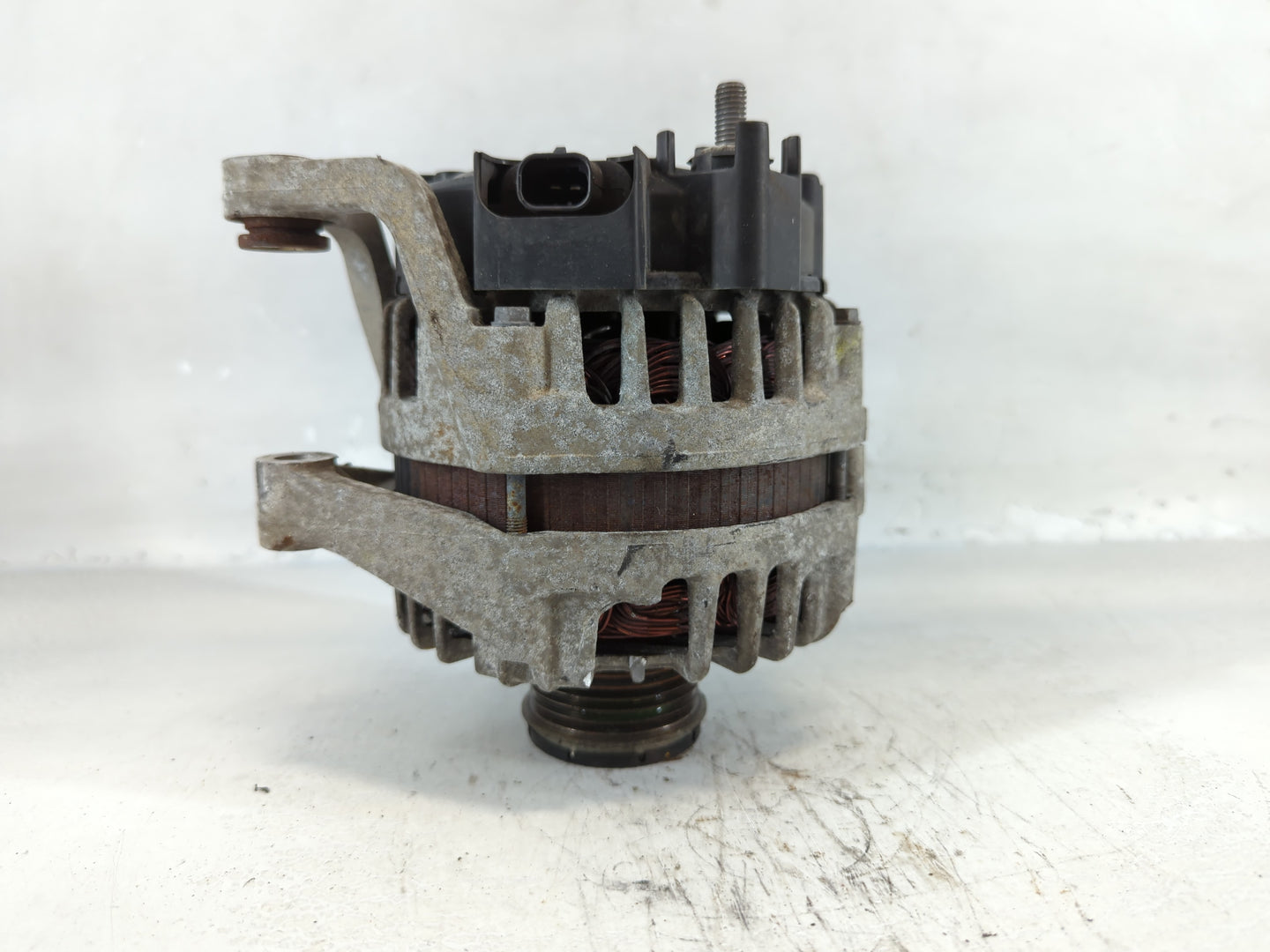 2011-2016 Chevrolet Cruze Alternator Replacement Generator Charging Assembly Engine OEM P/N:2620305 A 13588298 Fits OEM Used