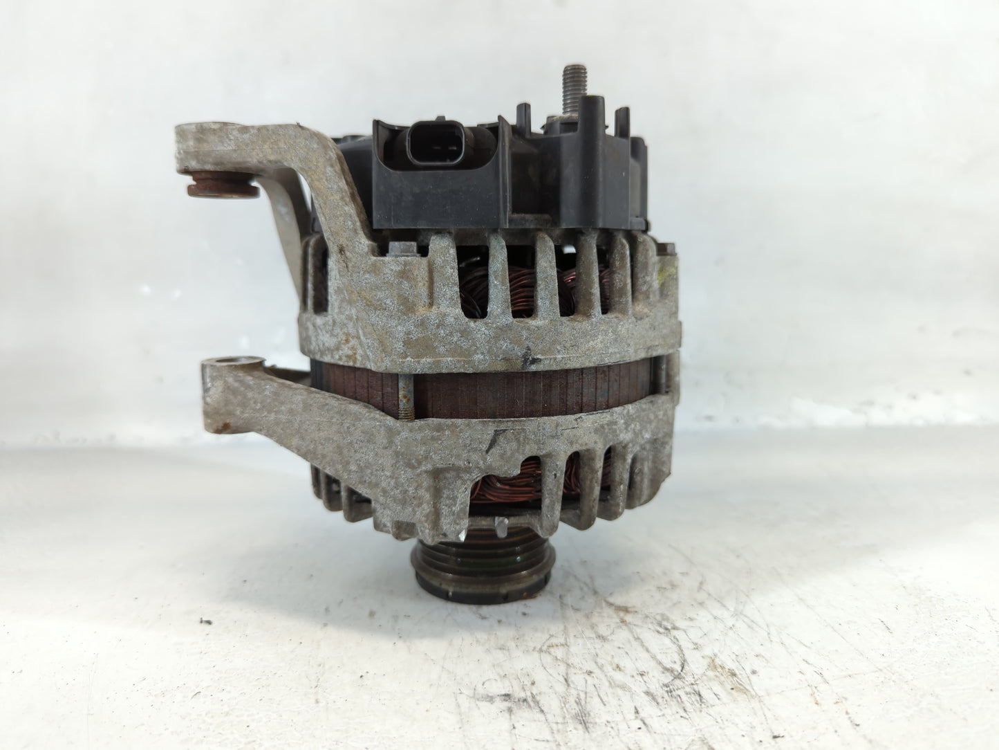 2011-2016 Chevrolet Cruze Alternator Replacement Generator Charging Assembly Engine OEM P/N:2620305 A 13588298 Fits OEM Used